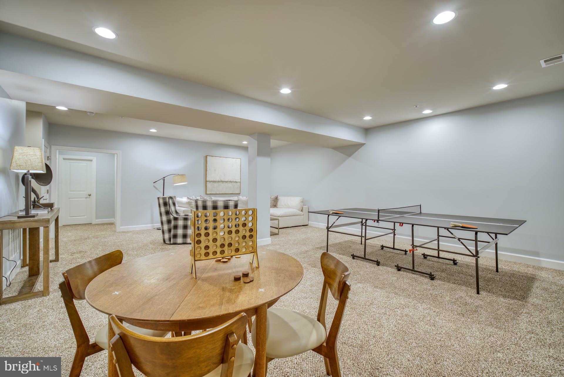 MAPLE LAWN FARMS - Residential
