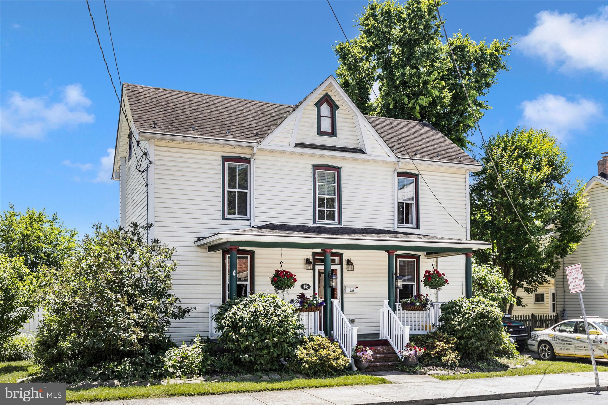BRUNSWICK - Residential