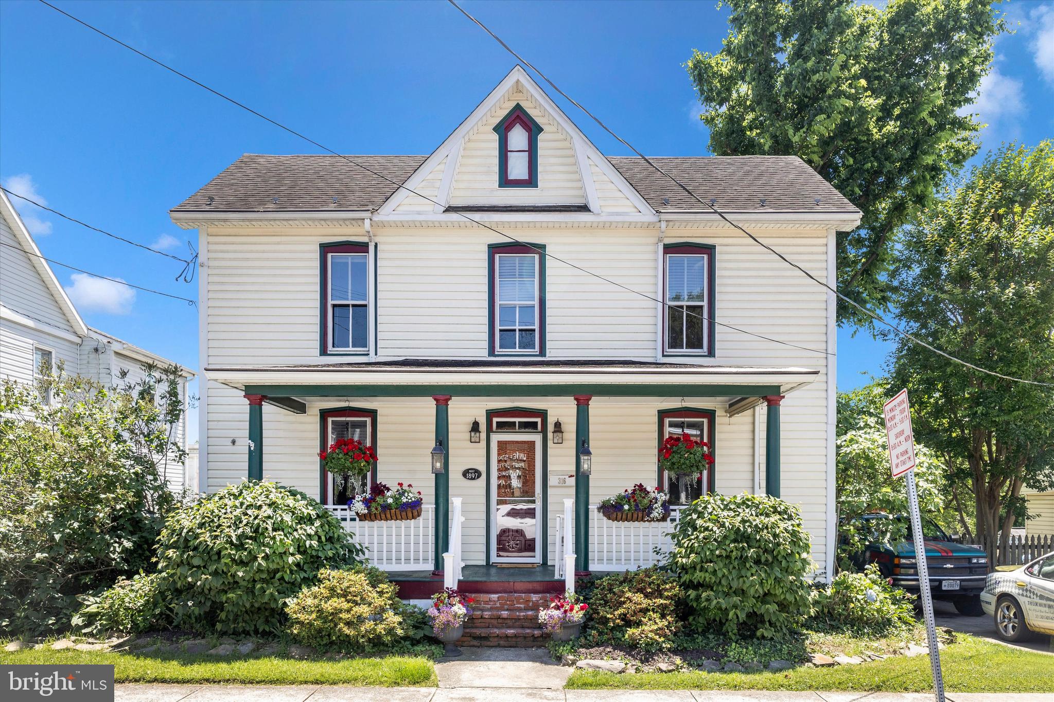 BRUNSWICK - Residential