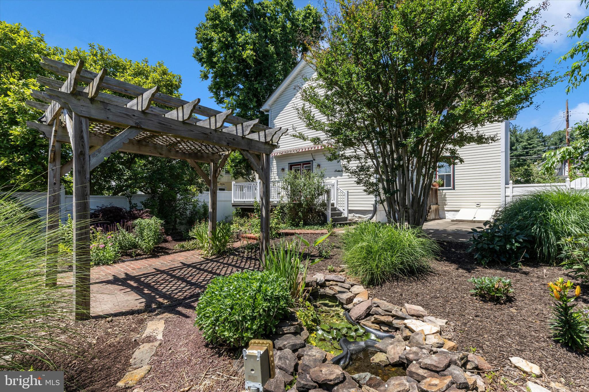 BRUNSWICK - Residential