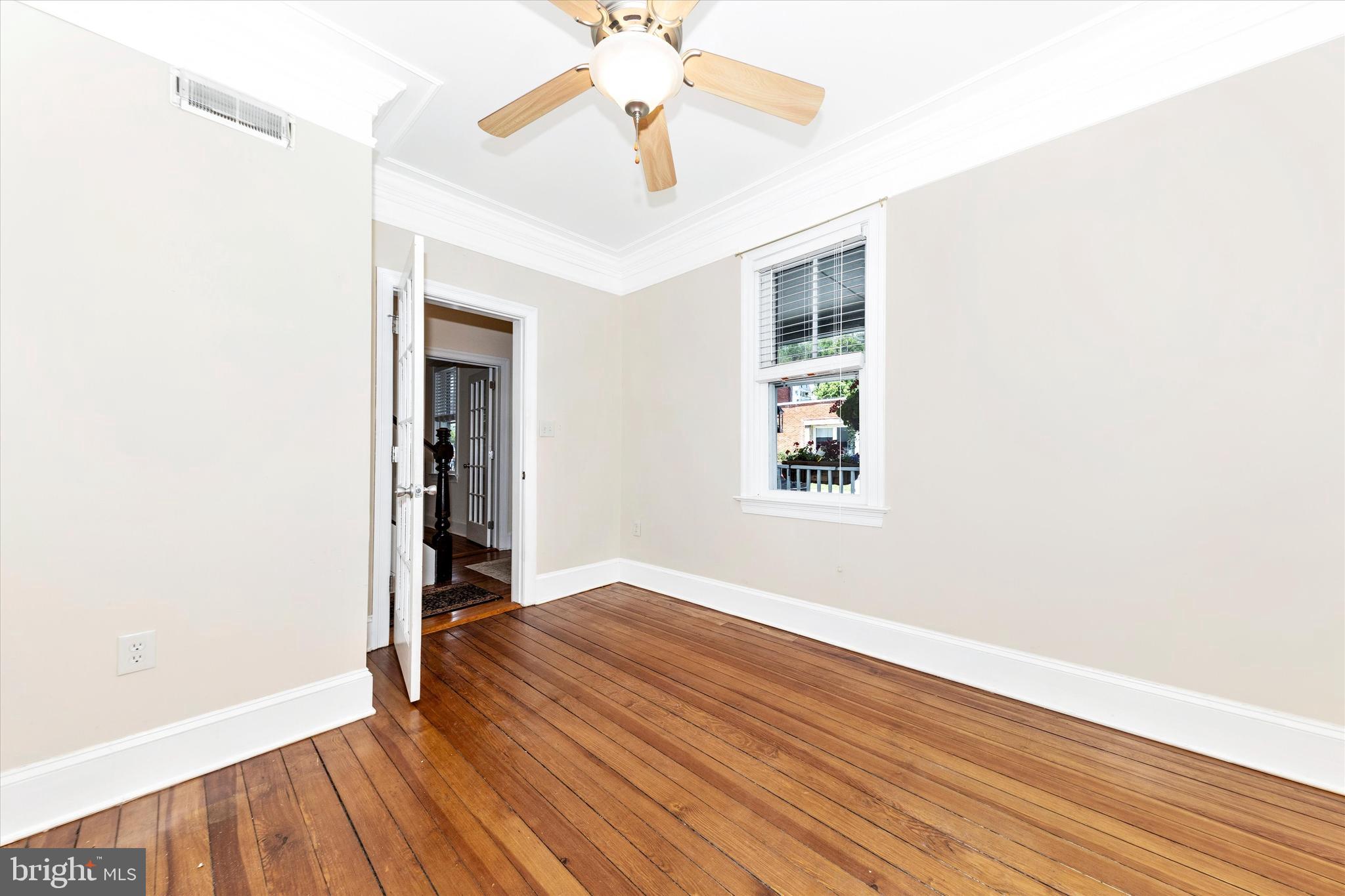 BRUNSWICK - Residential
