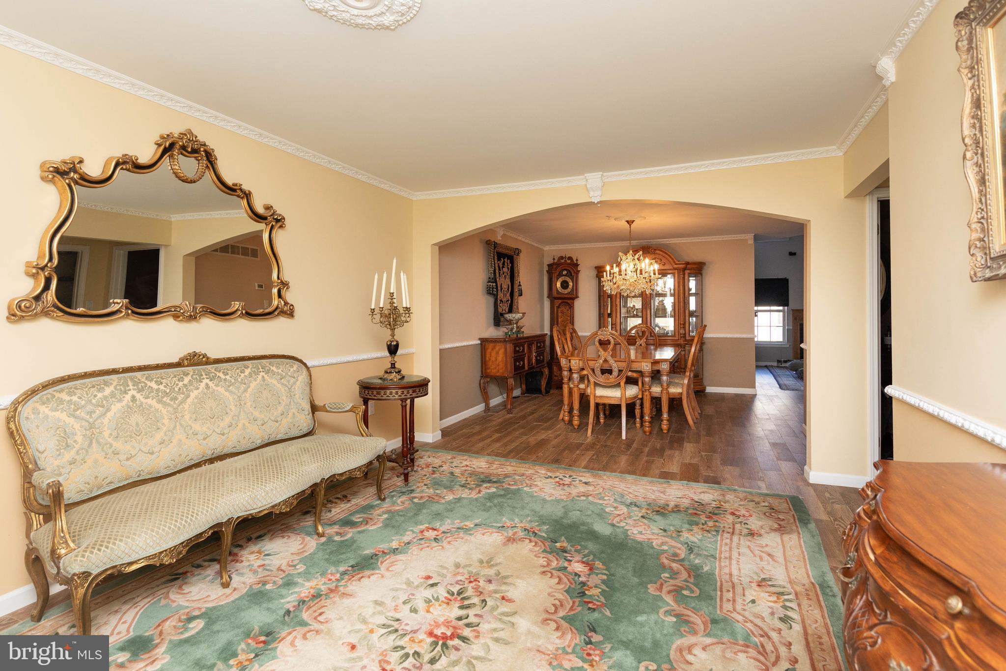 COUNTRY CROSSING - Residential