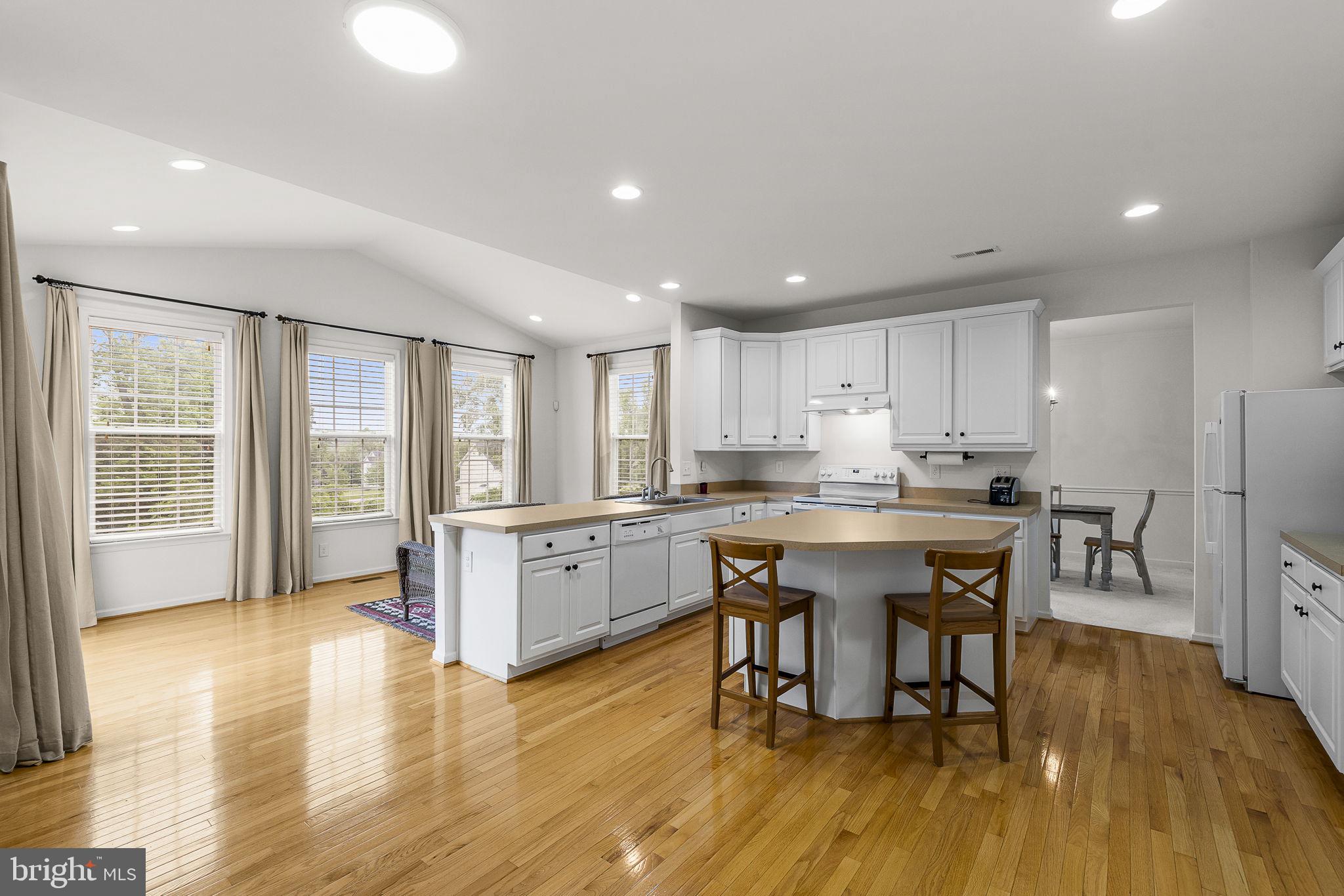 WILD ROSE - Residential