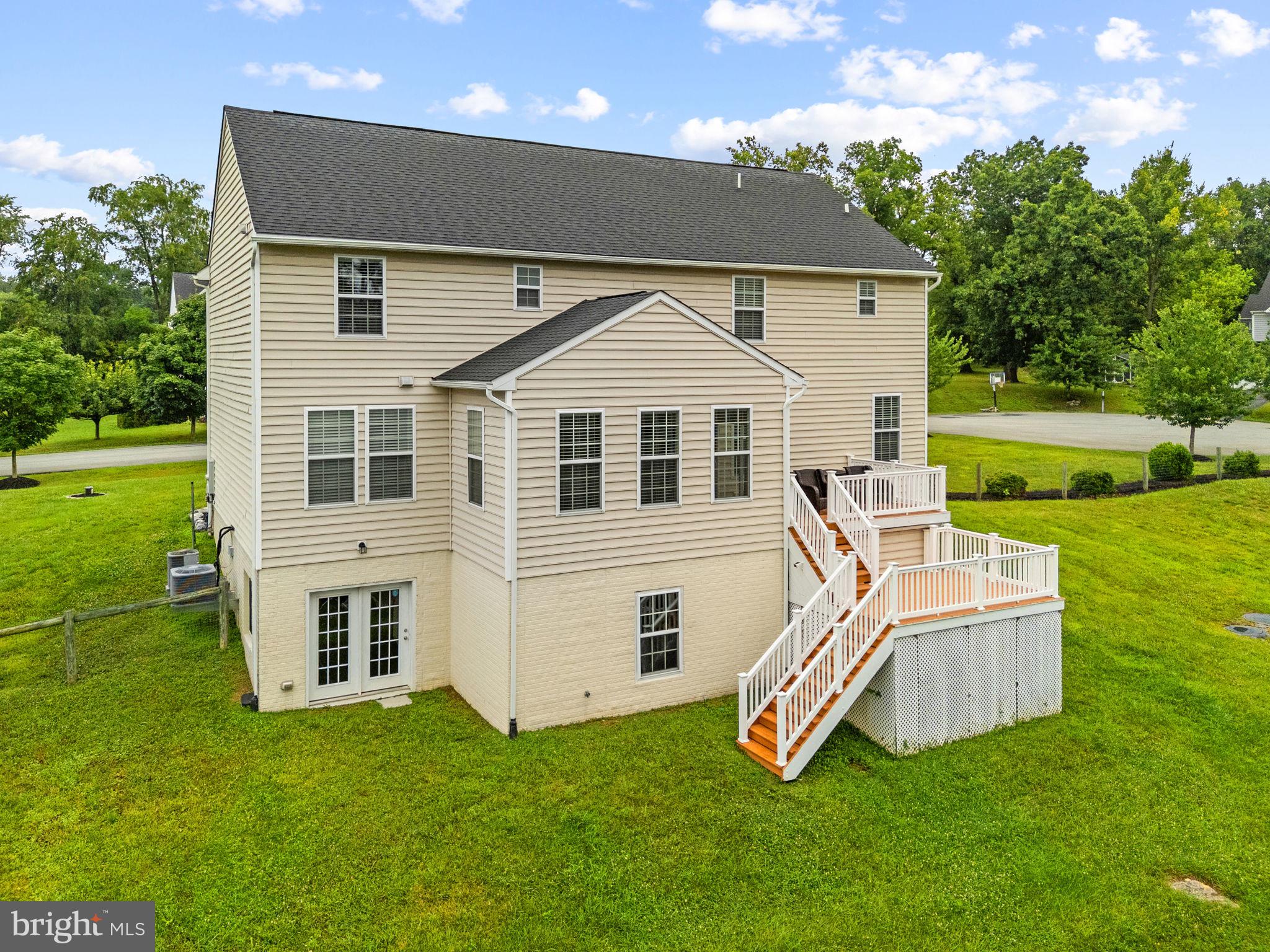 WILD ROSE - Residential