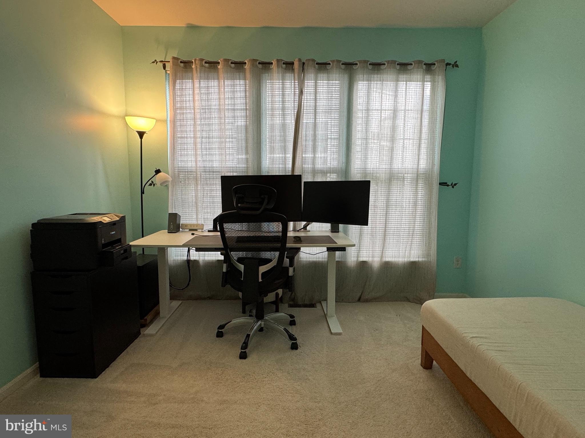 SENECA PARK NORTH - Residential