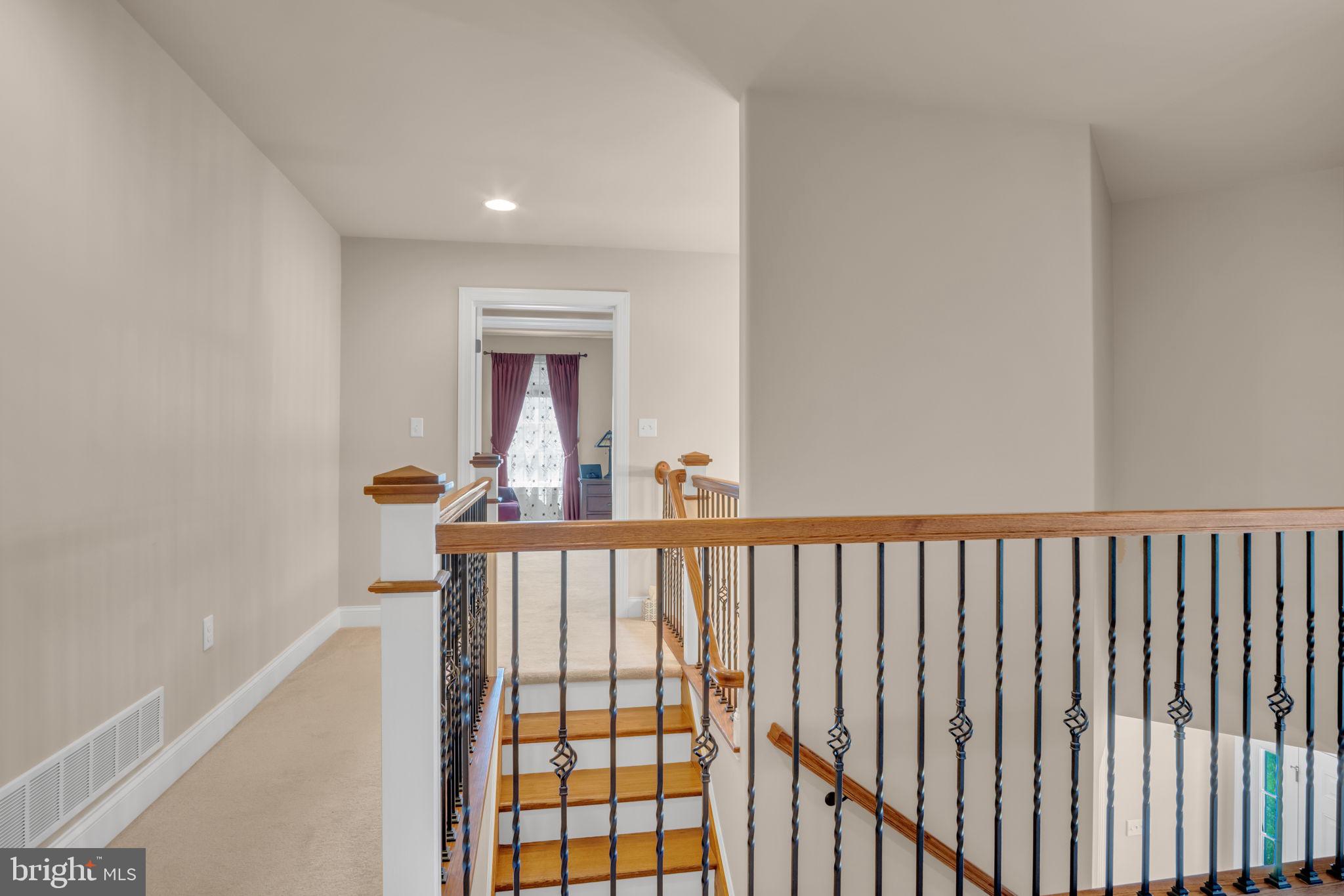 HAWKS LANDING - Residential