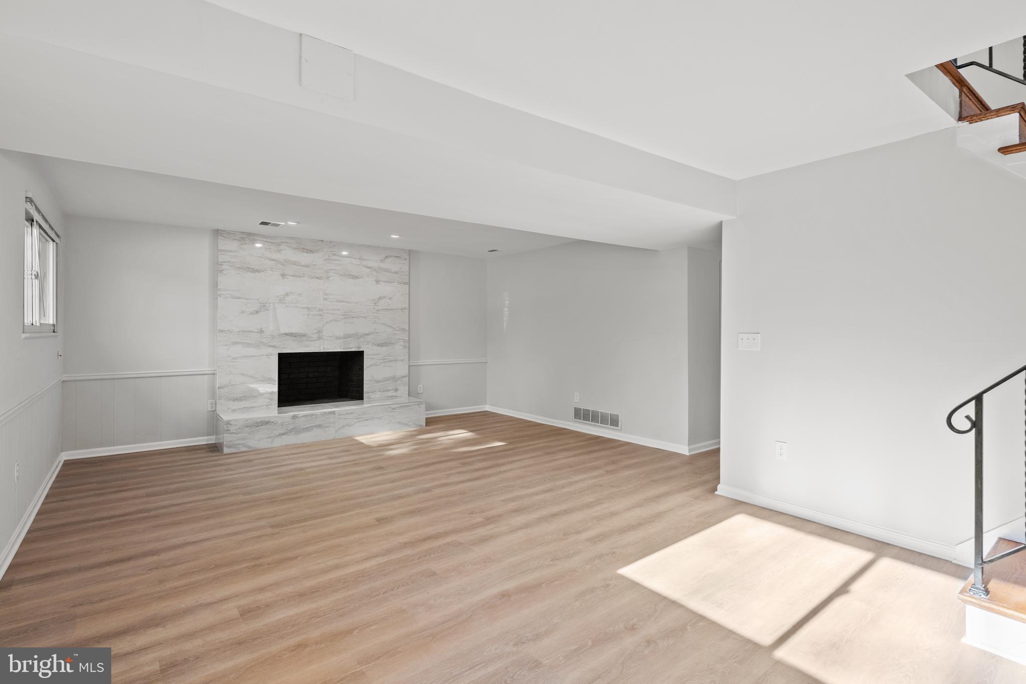 HILLSMERE ESTATES - Residential