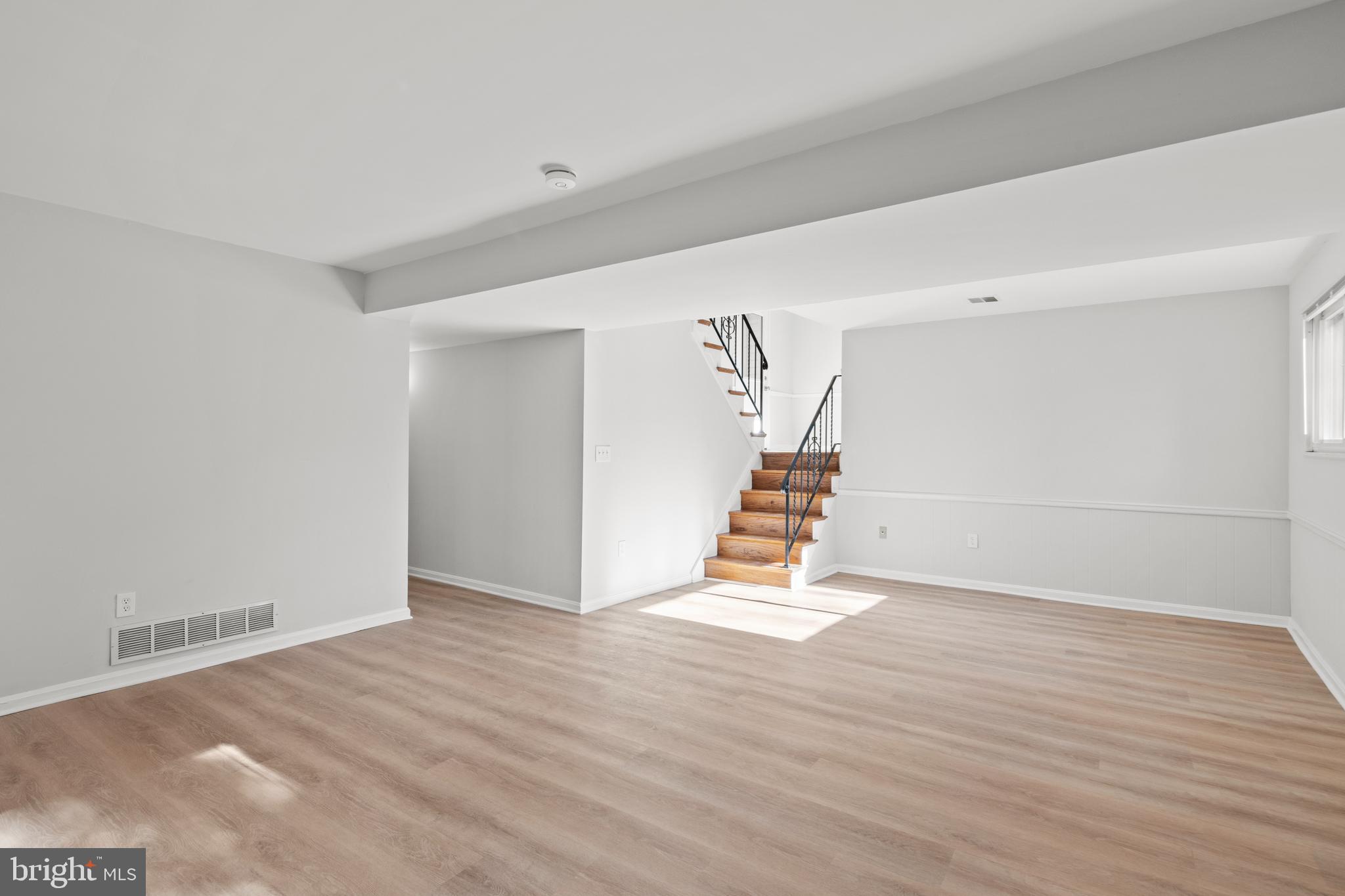 HILLSMERE ESTATES - Residential