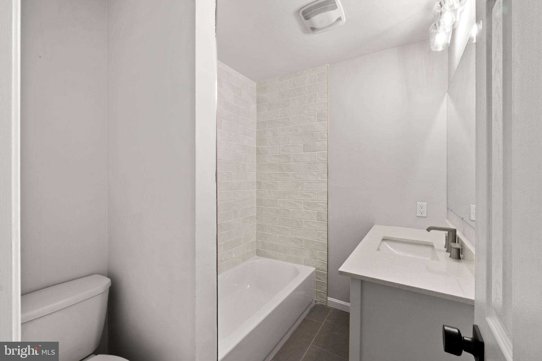 HILLSMERE ESTATES - Residential