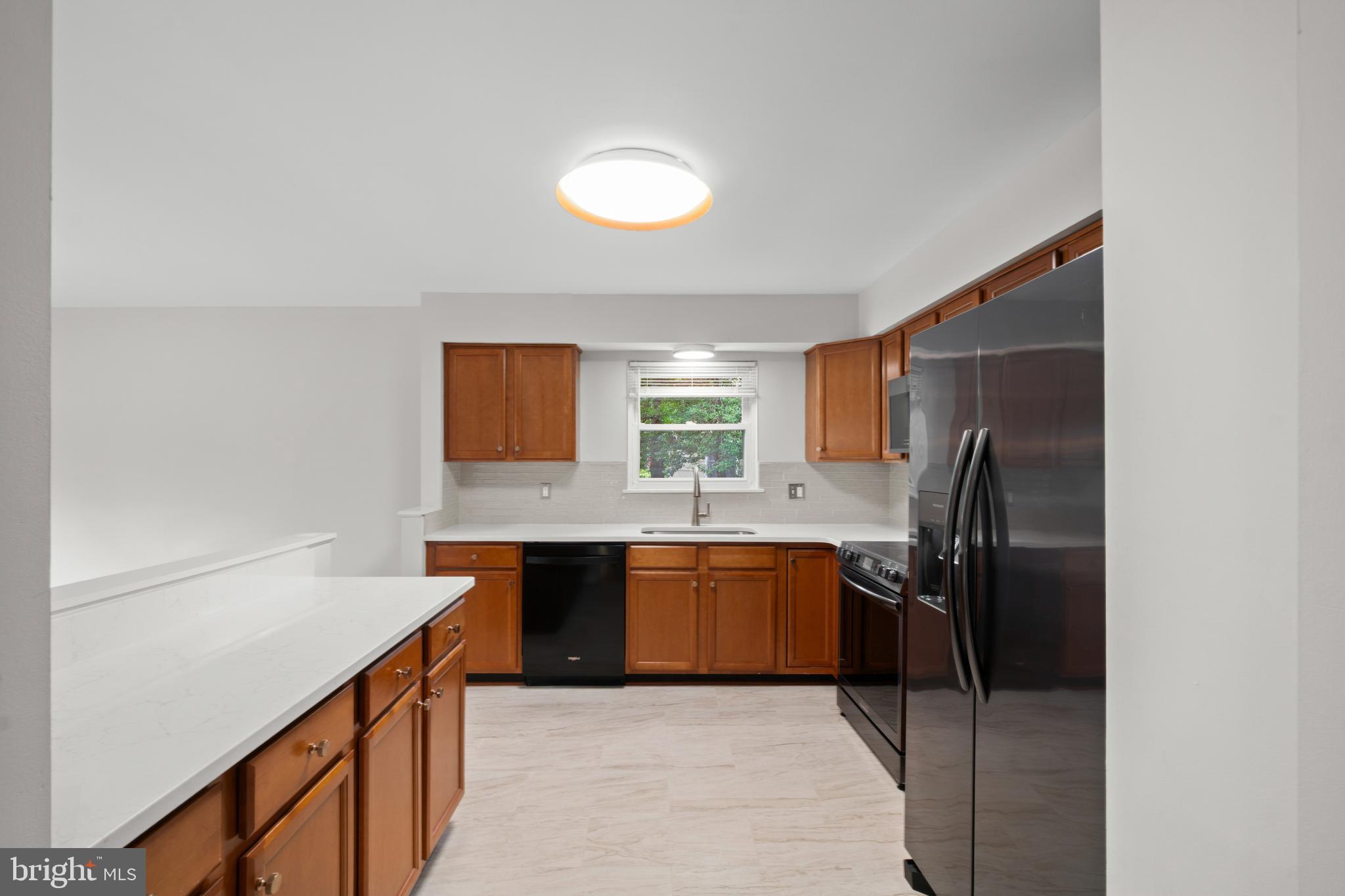 HILLSMERE ESTATES - Residential
