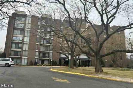 Great Opportunity to own this two level unit located in the  Americana Finmark Condominium community. Built in 1969 and offering approximately 1312 finished square feet, two bedrooms, two full and one half bath.  ***SPECIAL NOTES: (1) This is a CASH ONLY transaction. (2) Seller to pay Taxes, HOA, and Municipal/Utility Liens. (3) Please read the Auction disclaimers carefully before placing a bid or submitting an offer. ***