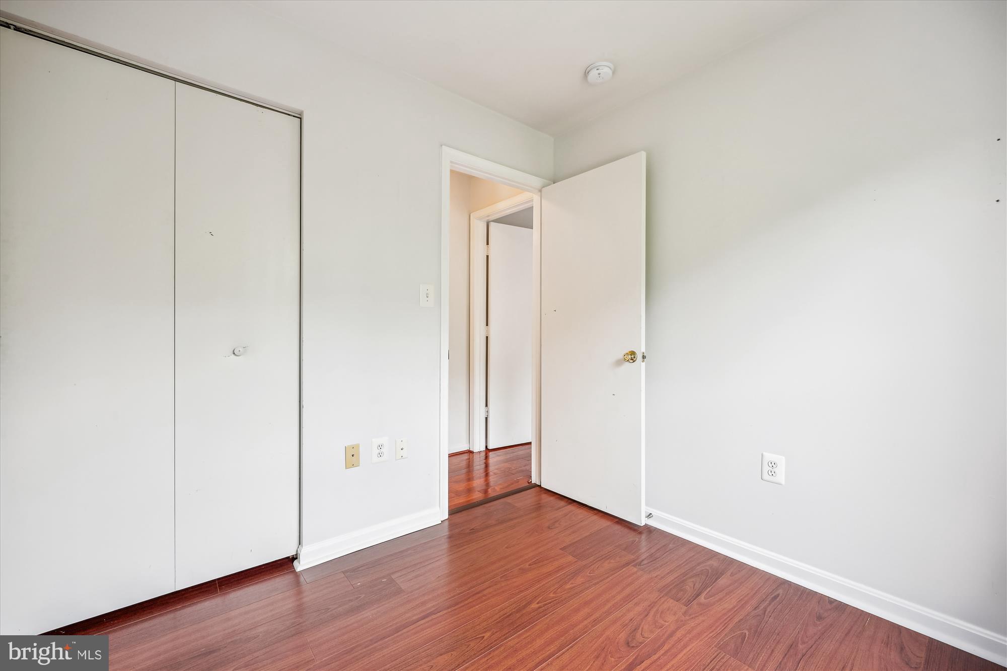 KINGSVIEW VILLAGE - Residential