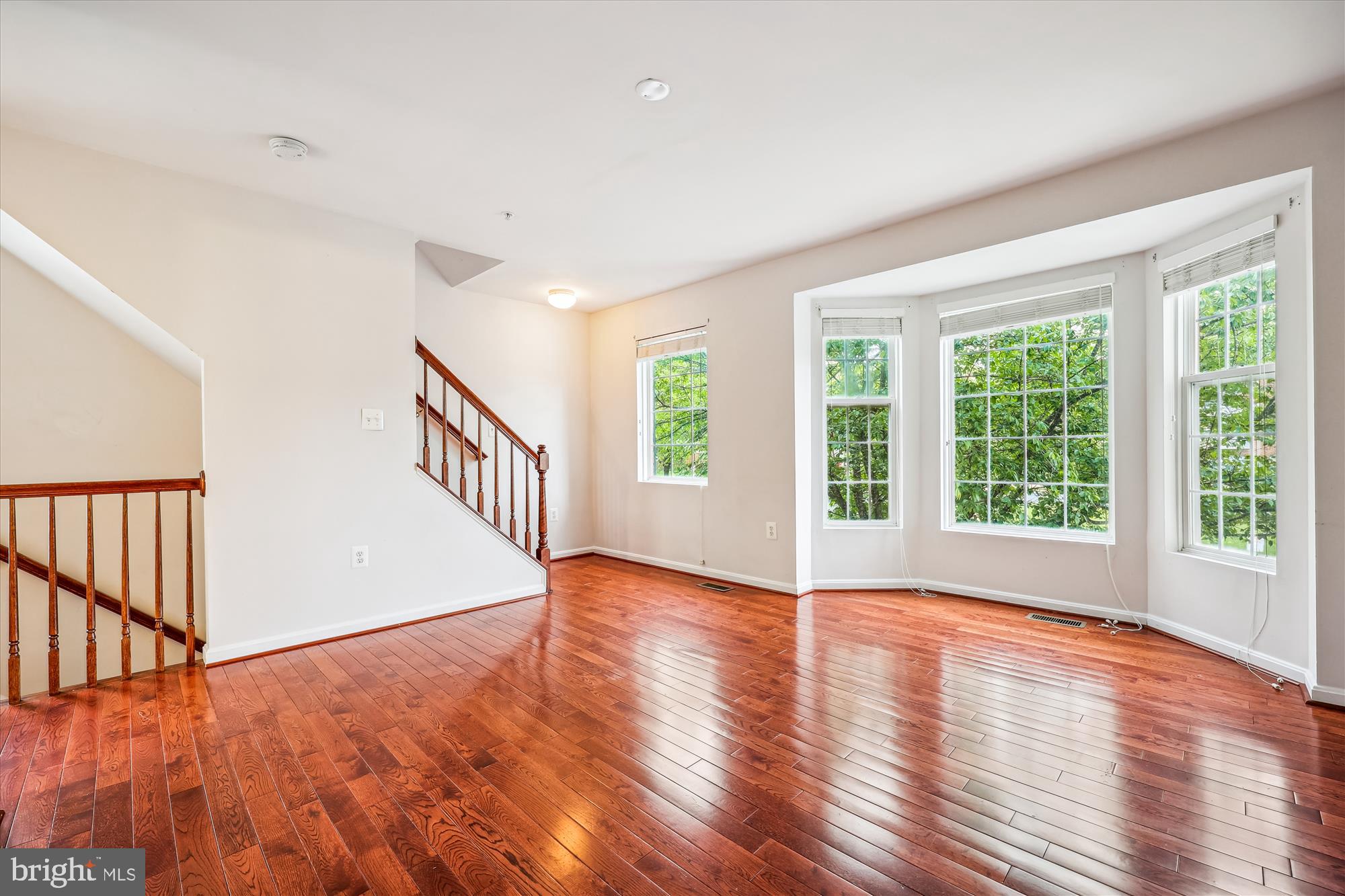 KINGSVIEW VILLAGE - Residential