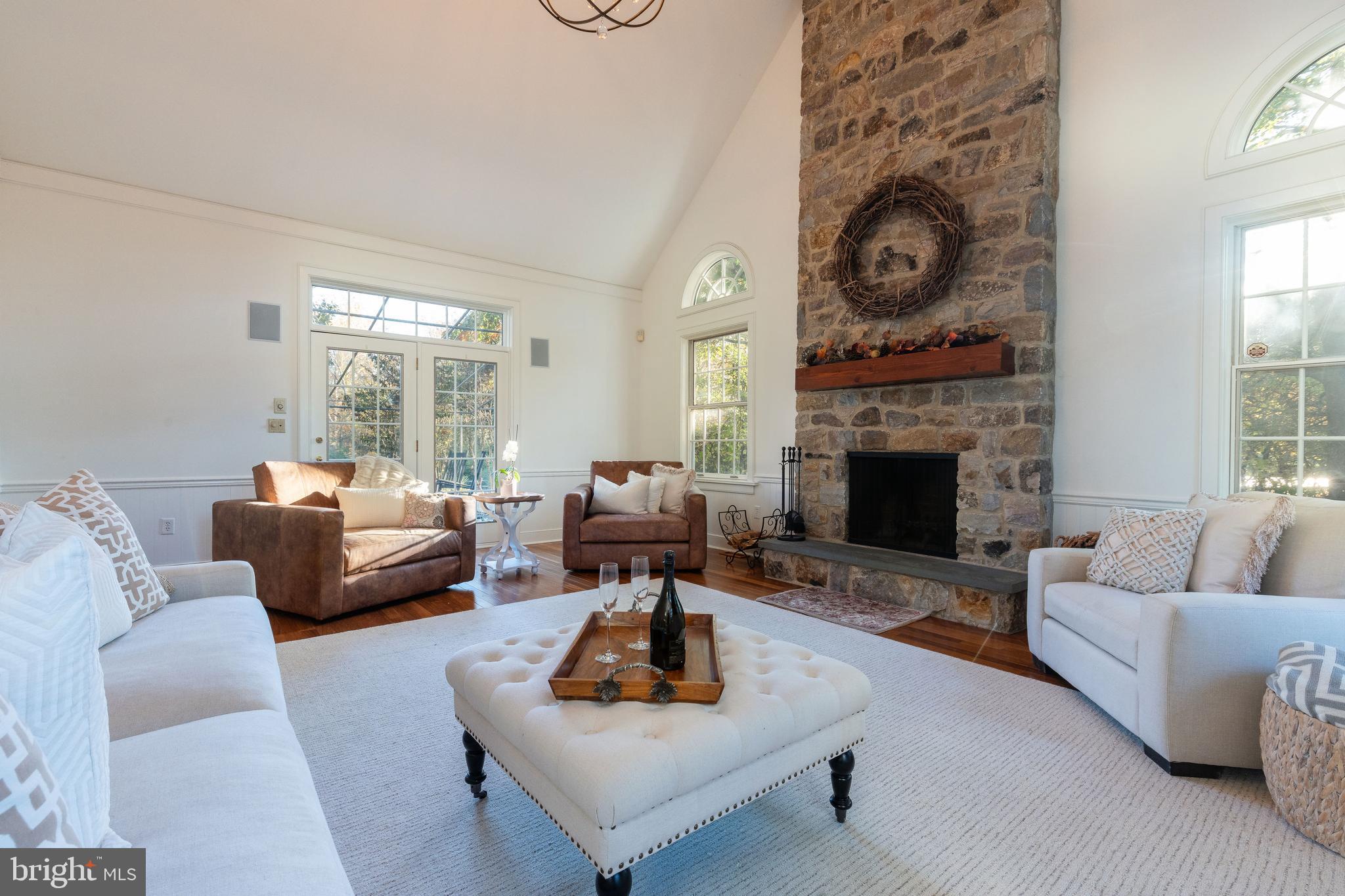 MEADOWVIEW FARMS - Residential