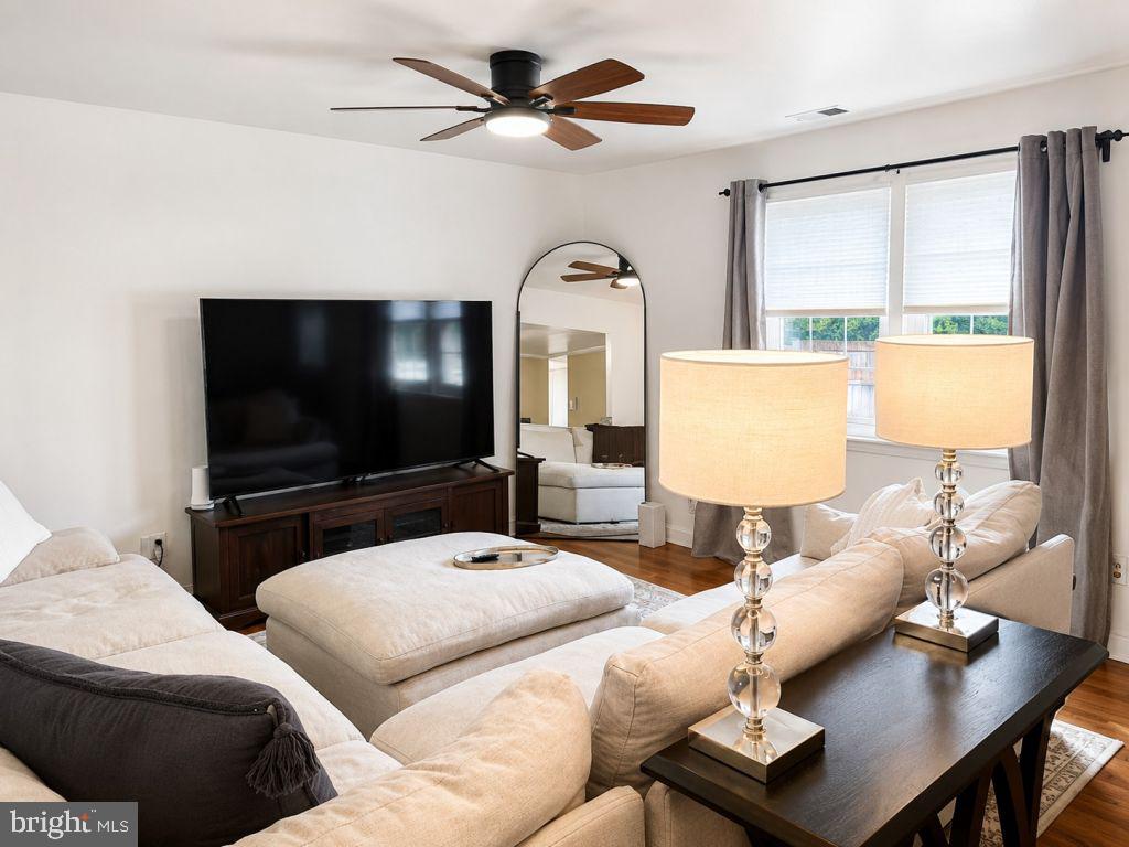 JEFFERSON PLACE - Residential
