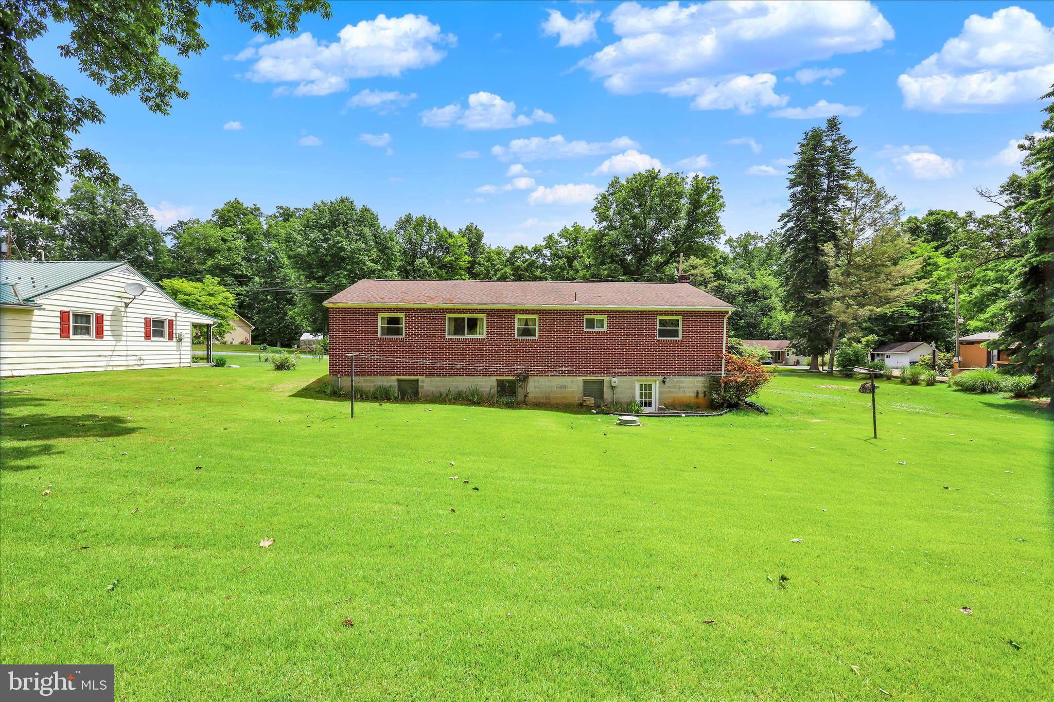 FAYETTEVILLE - Residential