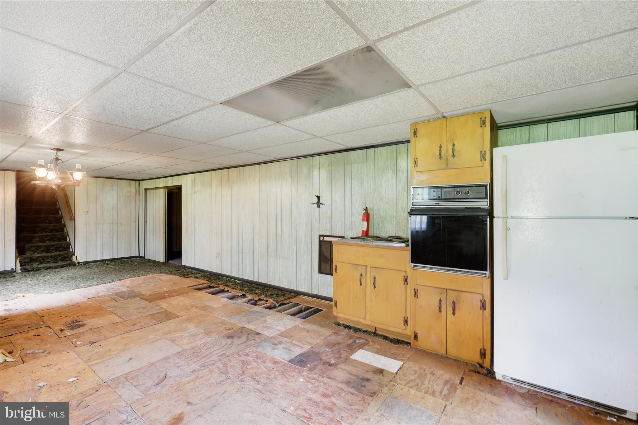 FAYETTEVILLE - Residential
