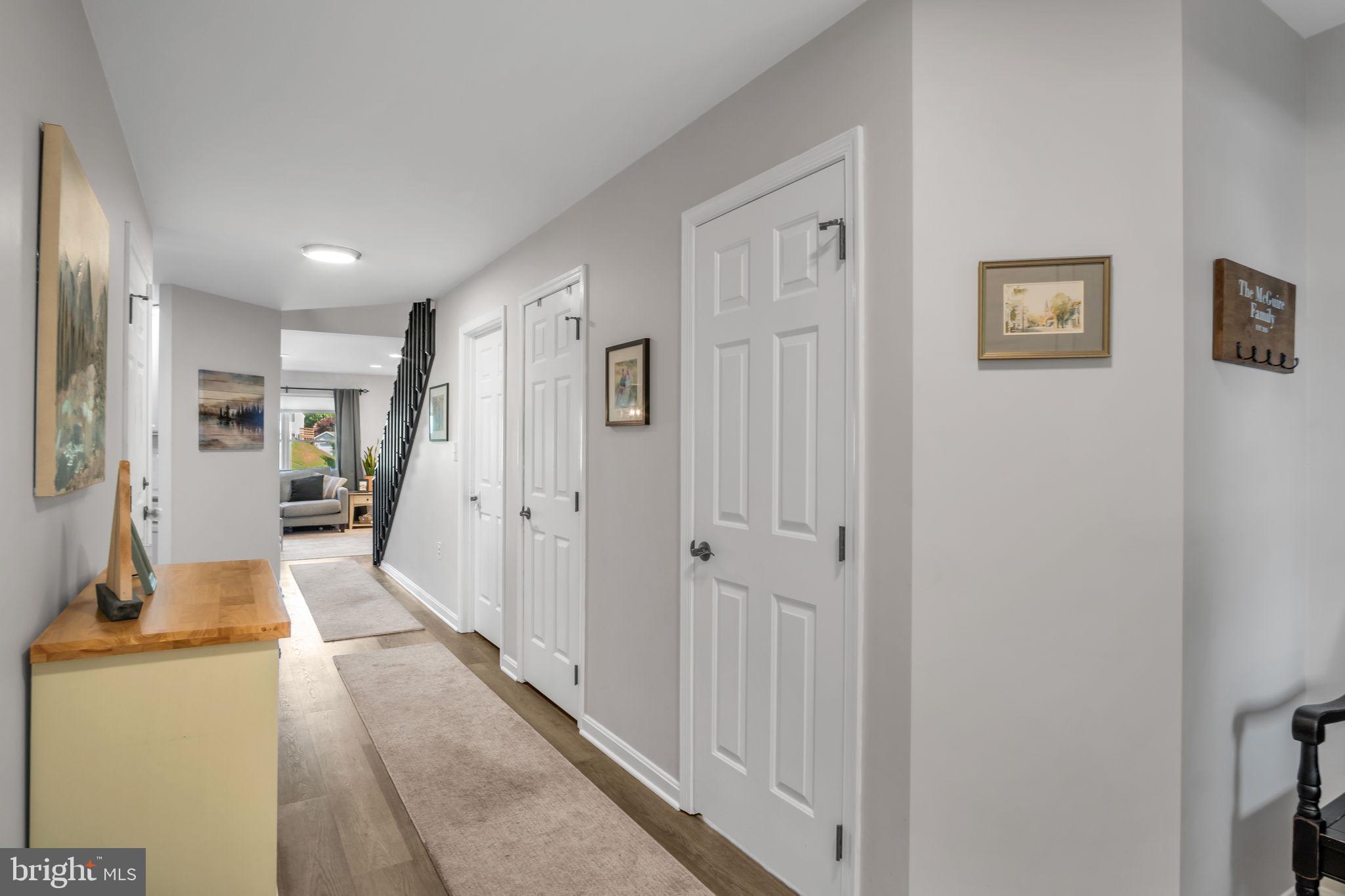 BEACON HILL VILLAGE - Residential