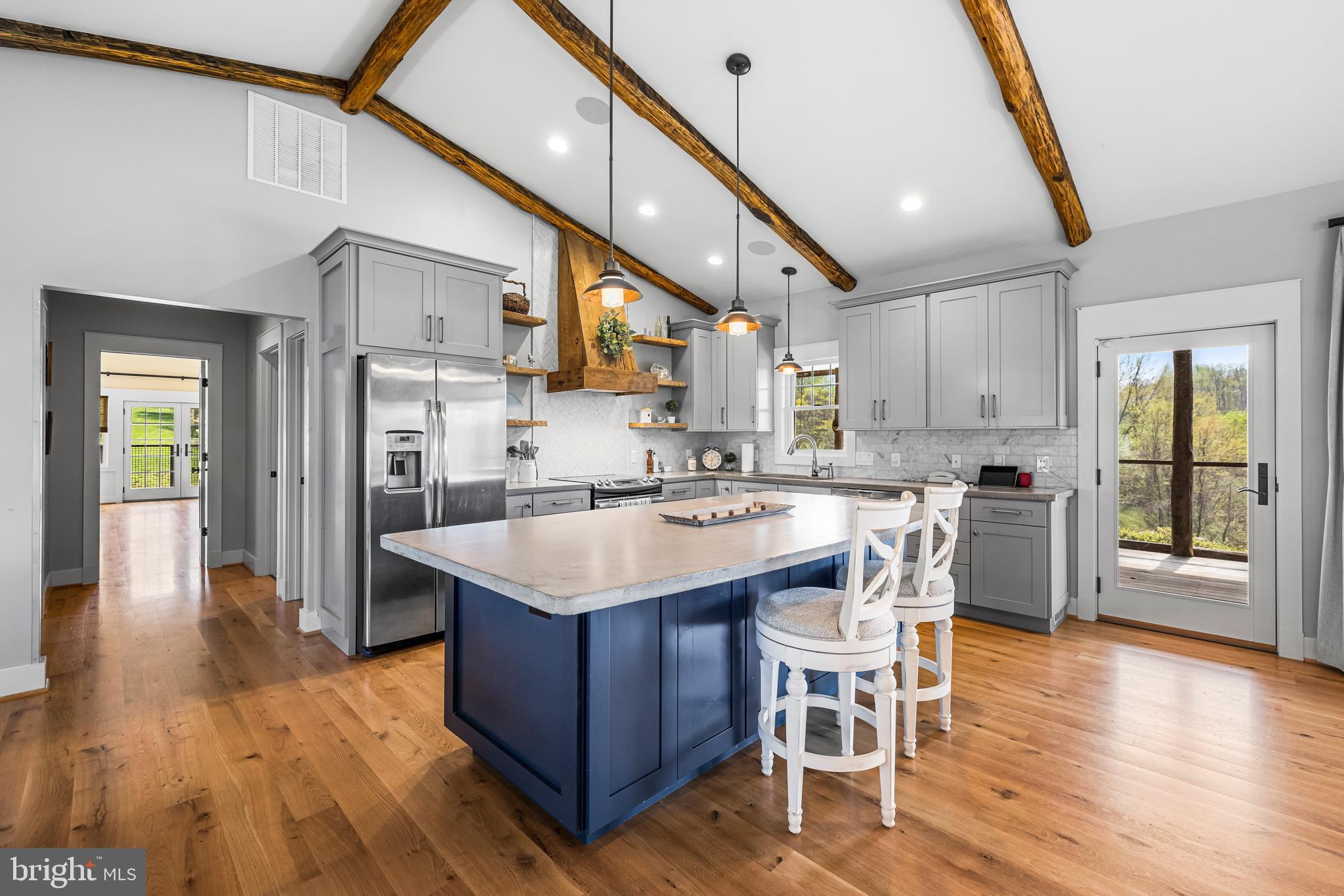 FREELAND - Residential