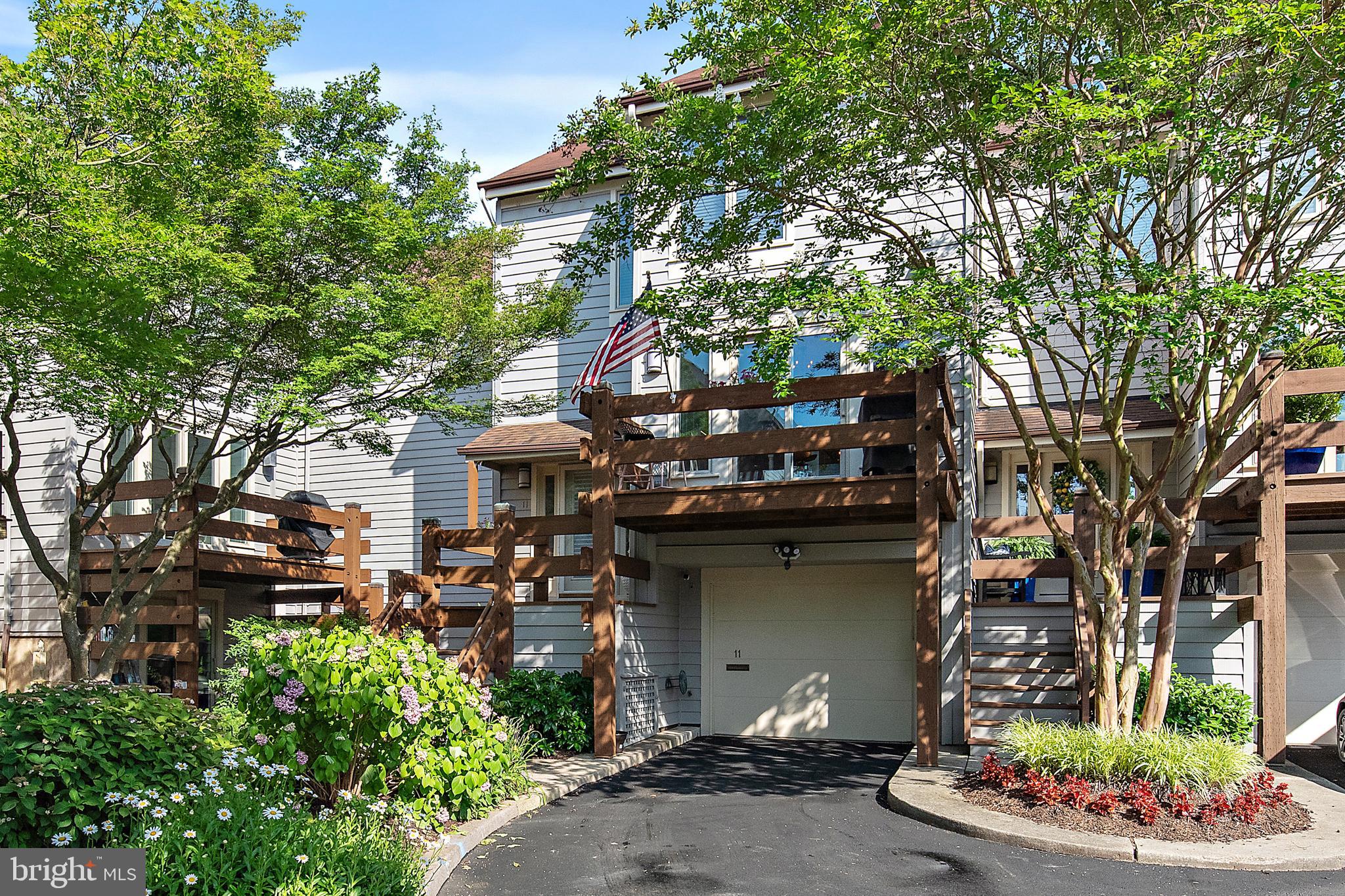 CHESAPEAKE LANDING - Residential