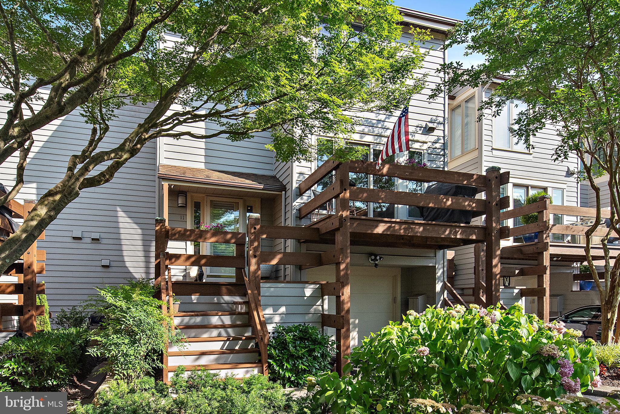 CHESAPEAKE LANDING - Residential