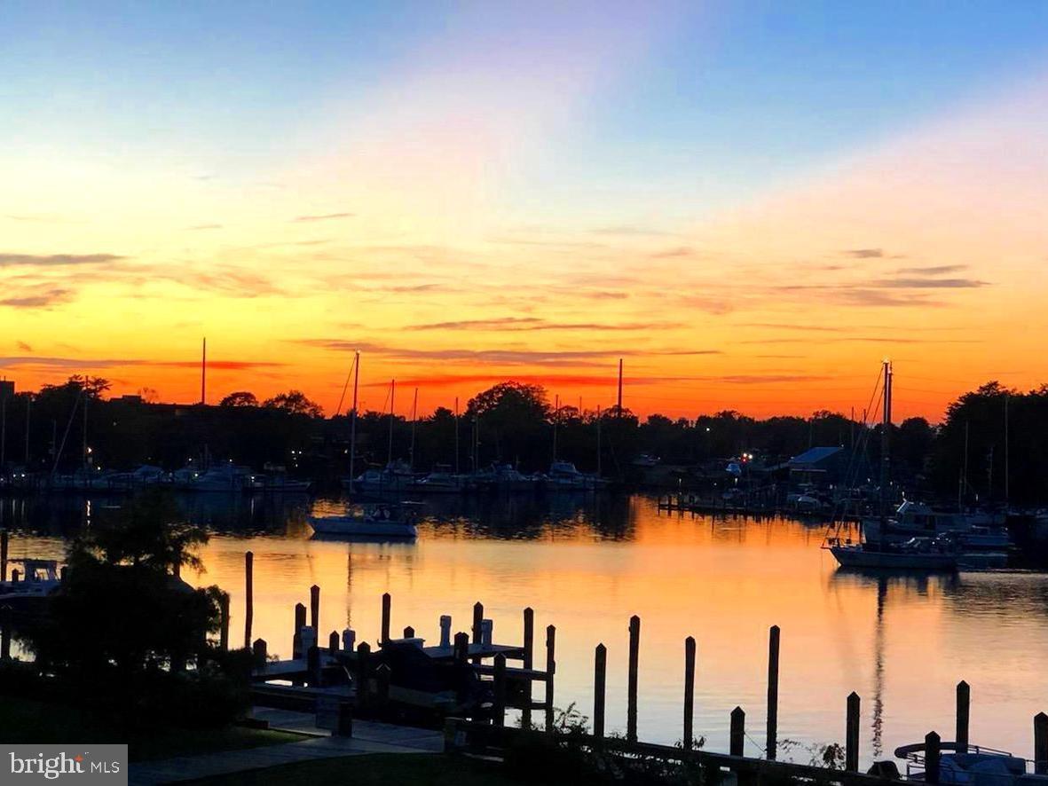 OYSTER BAY CONDOMINIUMS - Residential Lease