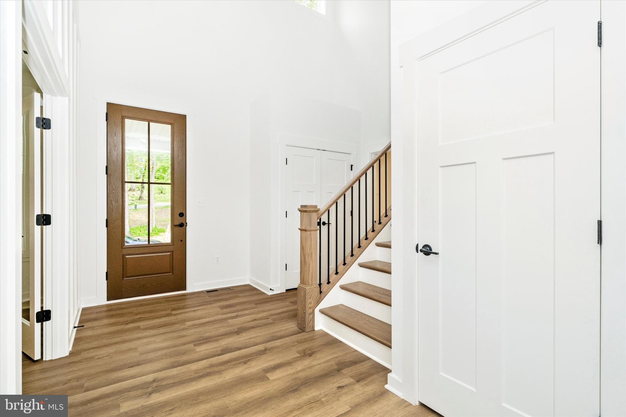 MEADOWBROOK VILLAGE - Residential