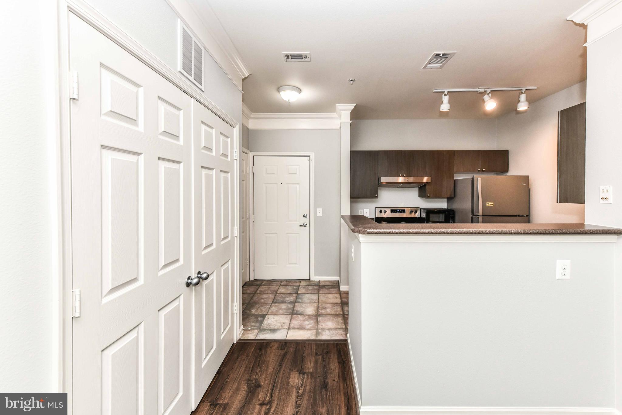 JEFFERSON PARK - Residential Lease