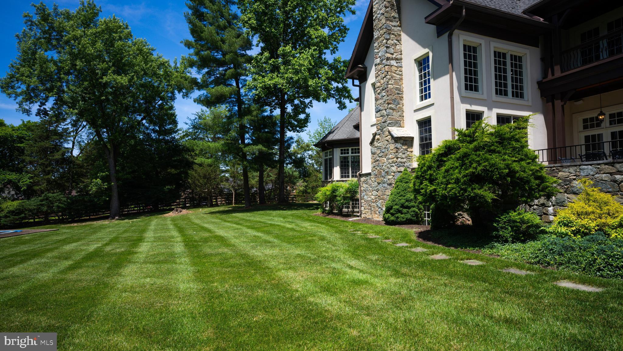 GLEN MILL KNOLLS - Residential
