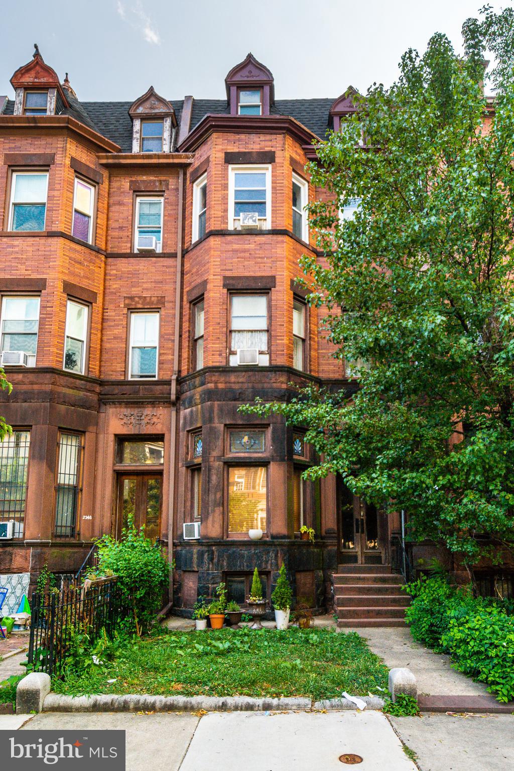 INCREDIBLE INVESTMENT OPPORTUNITY IN THE HEART OF RESERVOIR HILL!  Property consists of 5 fully occupied rental units - 3 one bedroom units and 2 two bedroom units.  Annual rental income of approximately $42k.  Located close to Reservoir Hill attractions including Dovecote Cafe, and Druid Hill Park.  Perfect for the savvy investor looking to add to their rental portfolio!