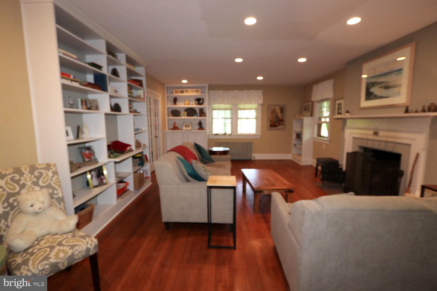 BRYN ATHYN - Residential