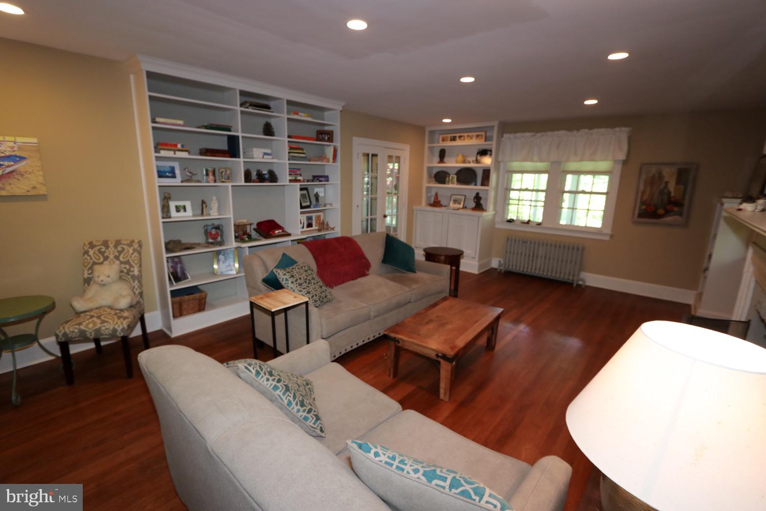 BRYN ATHYN - Residential