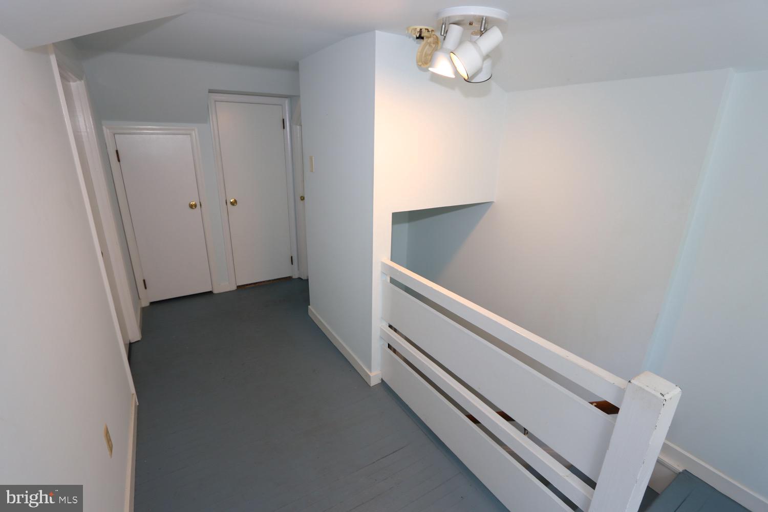 BRYN ATHYN - Residential