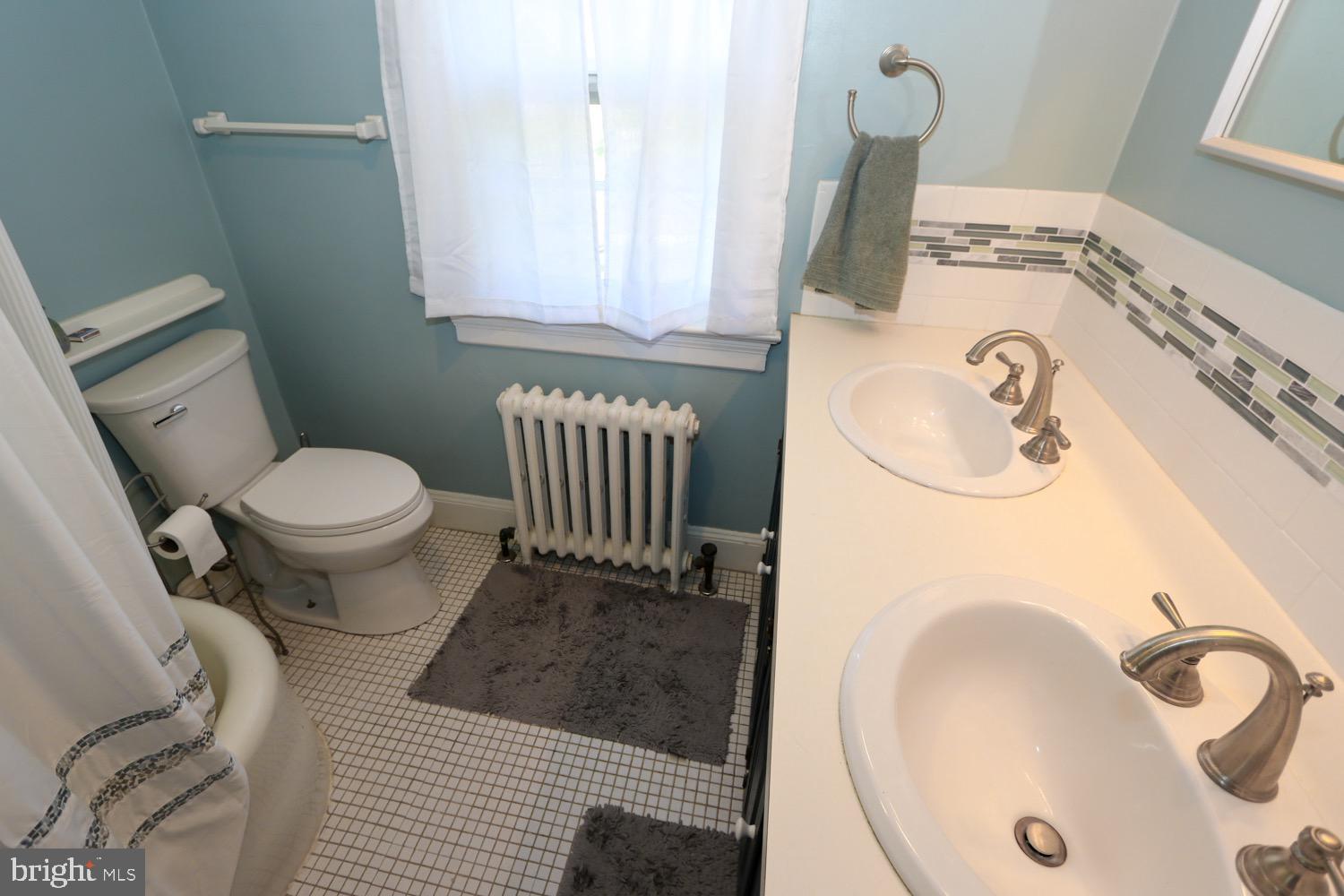 BRYN ATHYN - Residential