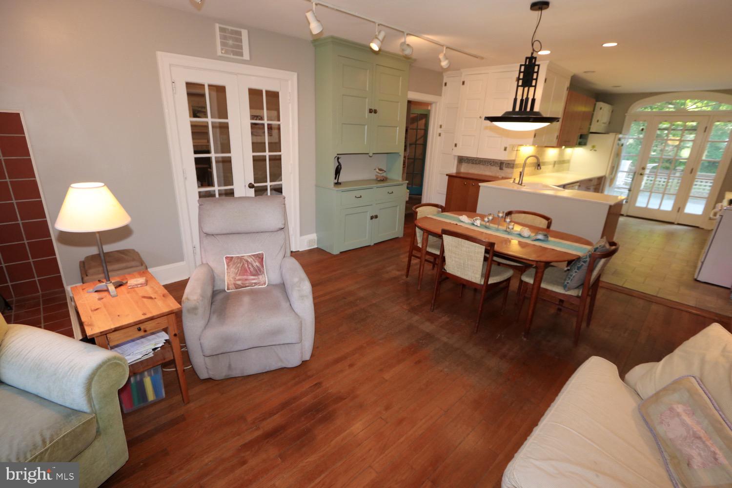 BRYN ATHYN - Residential