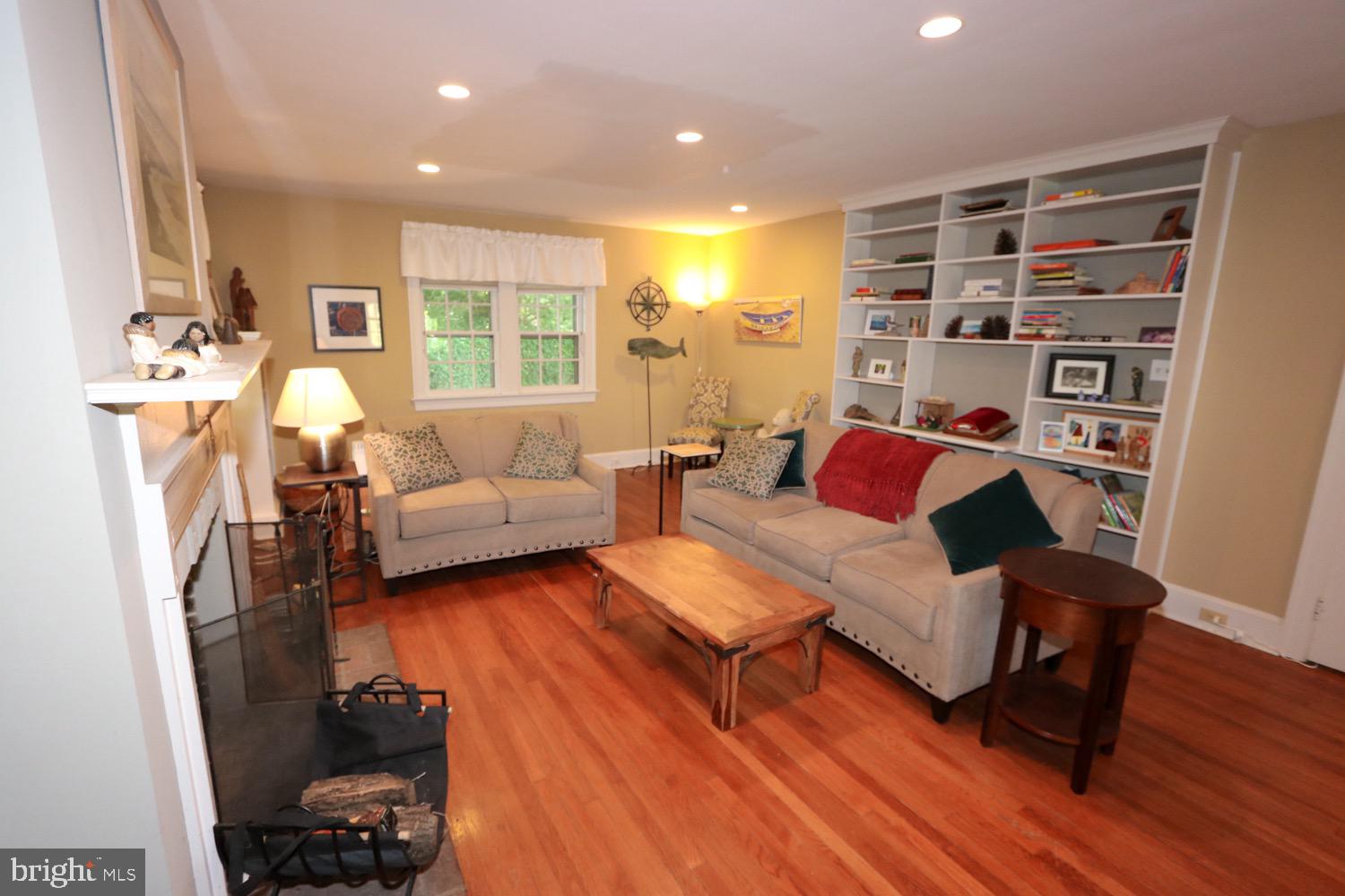 BRYN ATHYN - Residential