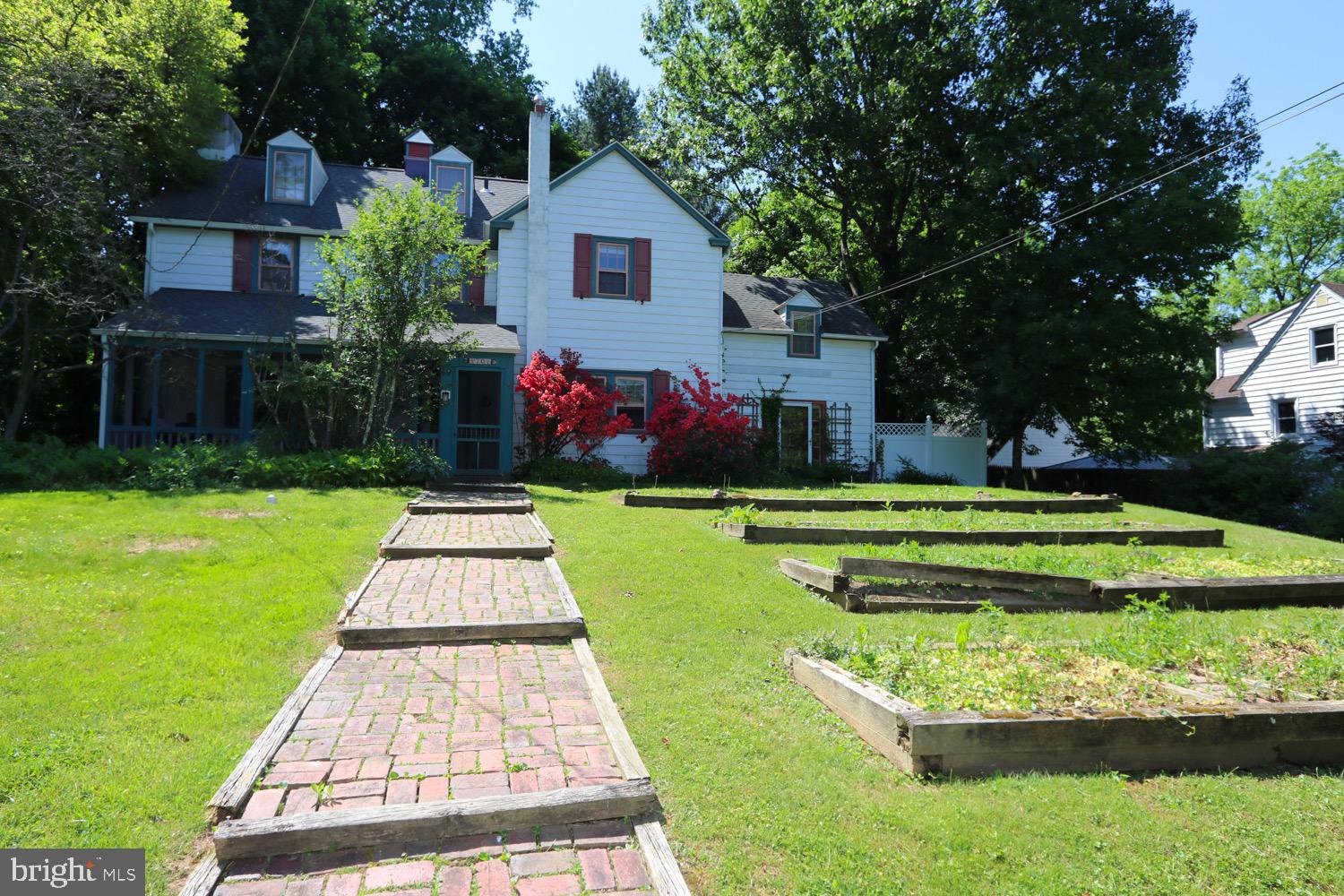 BRYN ATHYN - Residential