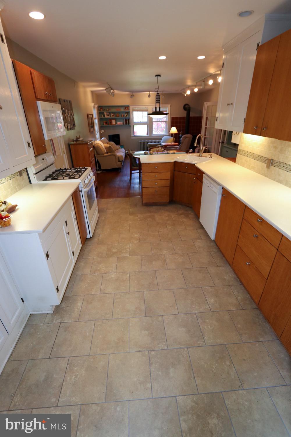 BRYN ATHYN - Residential