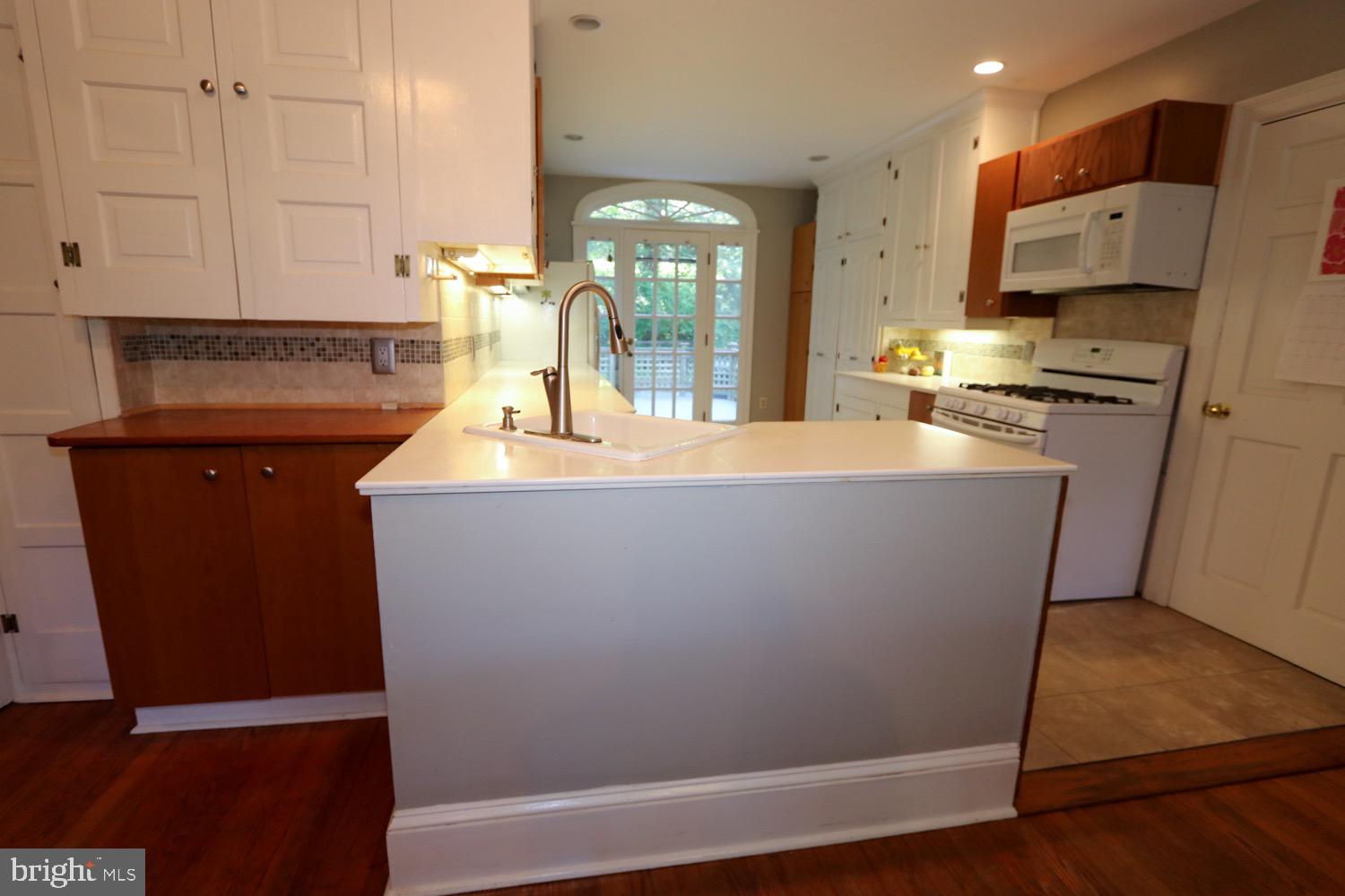 BRYN ATHYN - Residential