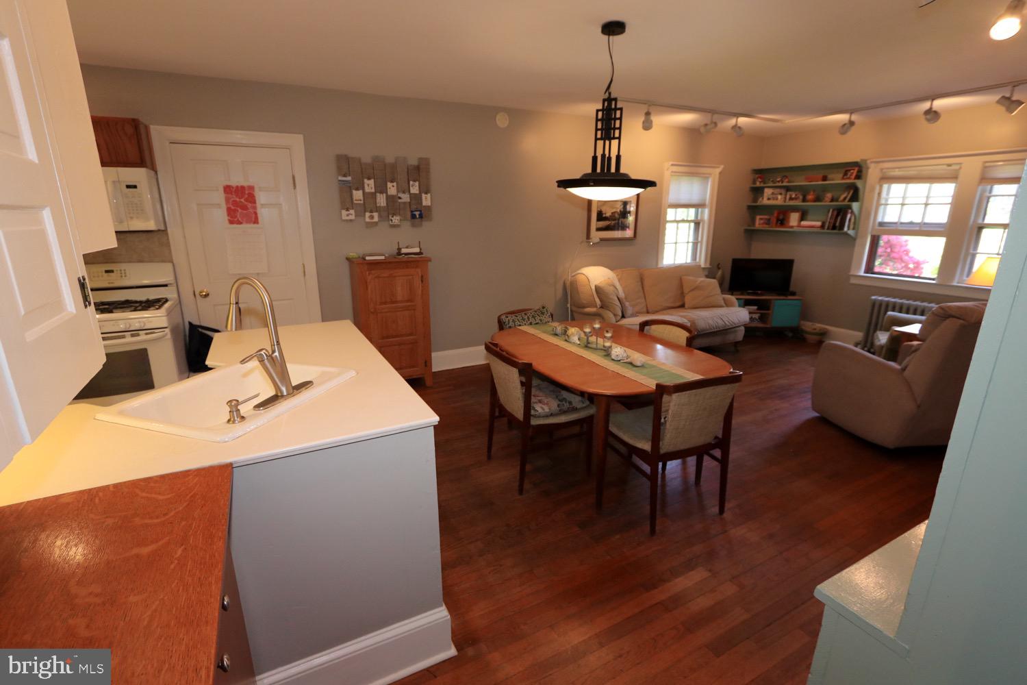 BRYN ATHYN - Residential