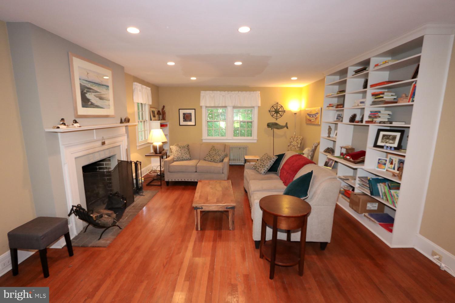 BRYN ATHYN - Residential