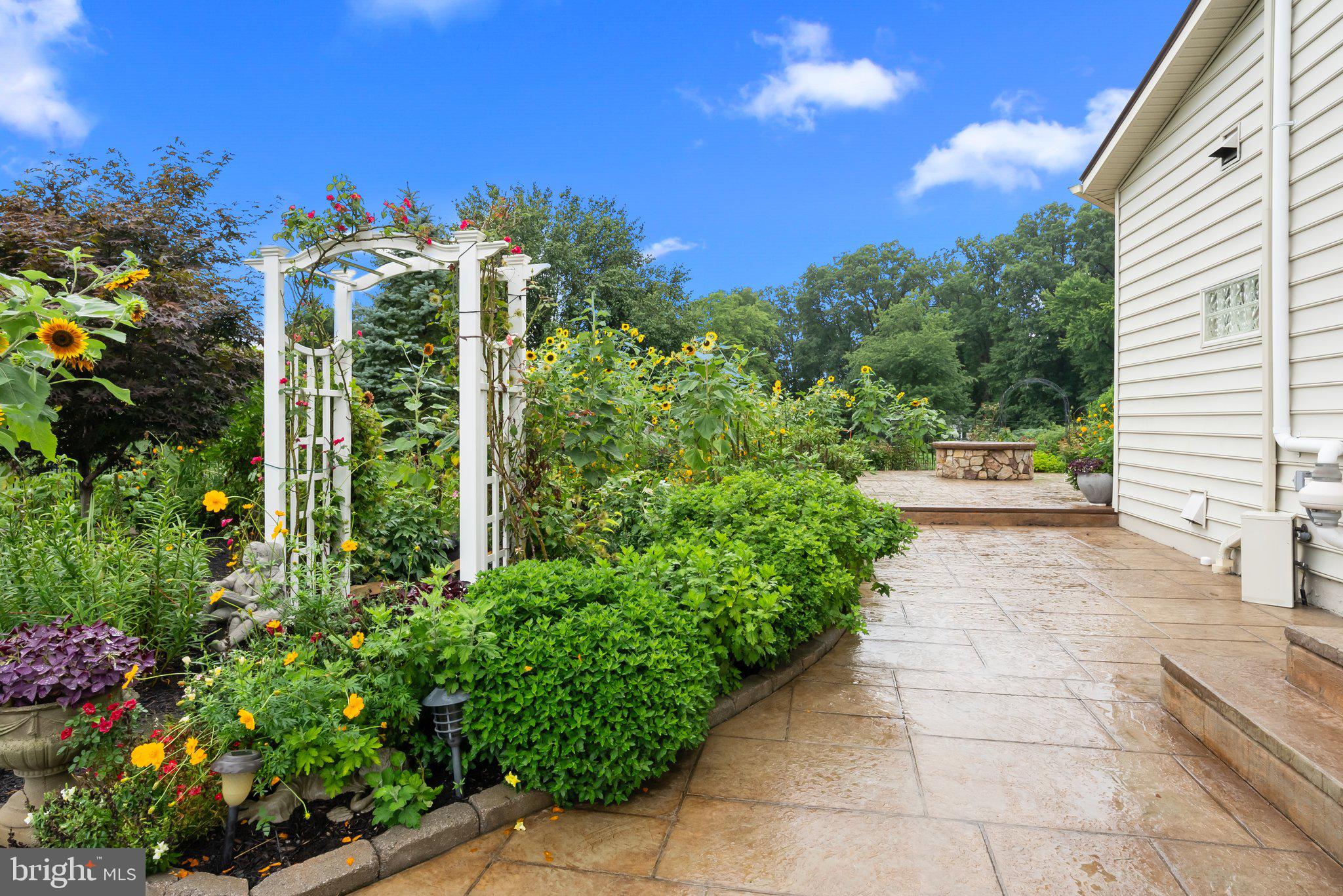 SOLY ESTATES - Residential