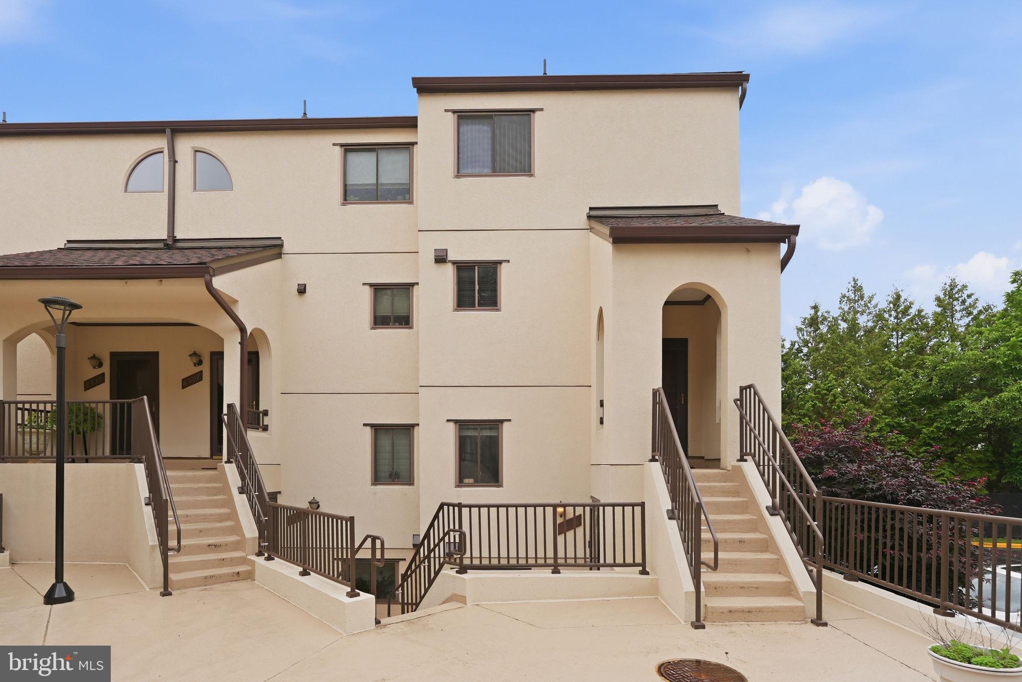 CITY COMMONS - Residential