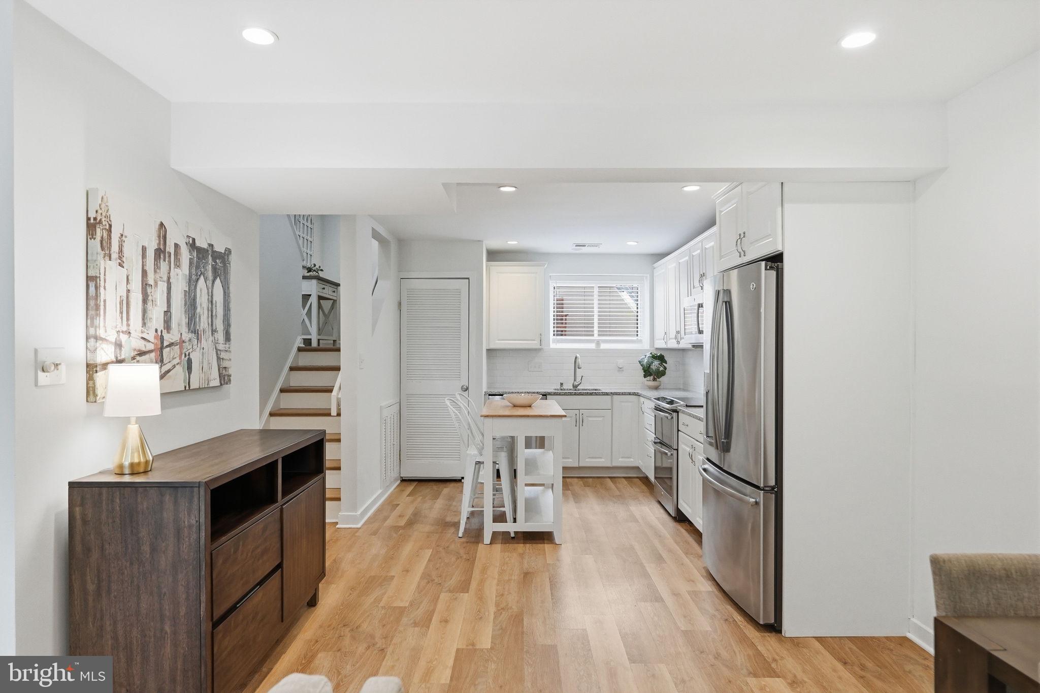 CITY COMMONS - Residential
