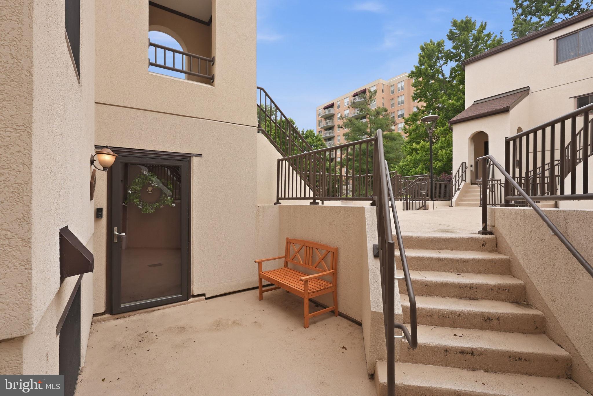 CITY COMMONS - Residential
