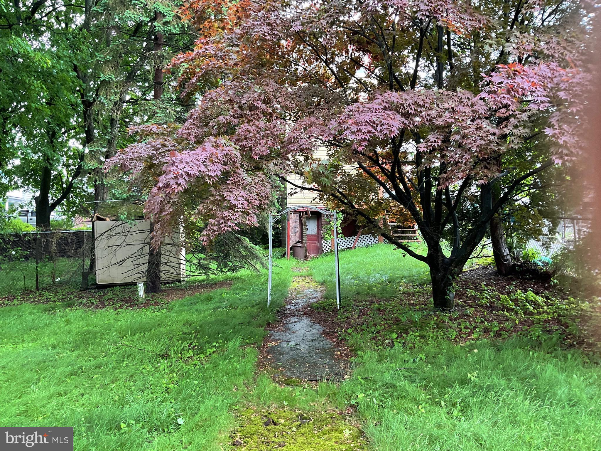 FRACKVILLE - Residential
