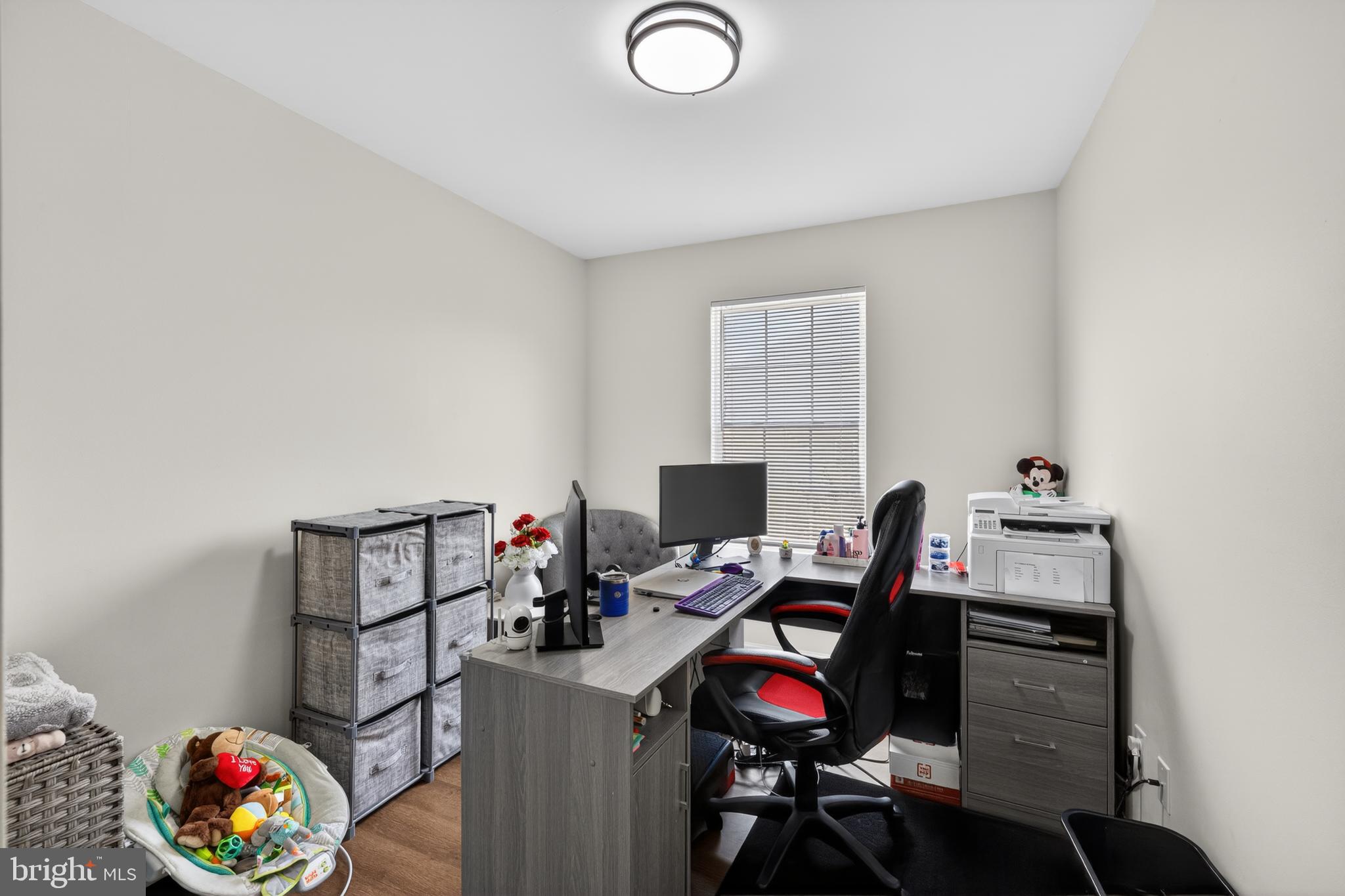 MIDDLETOWN VILLAGE - Residential