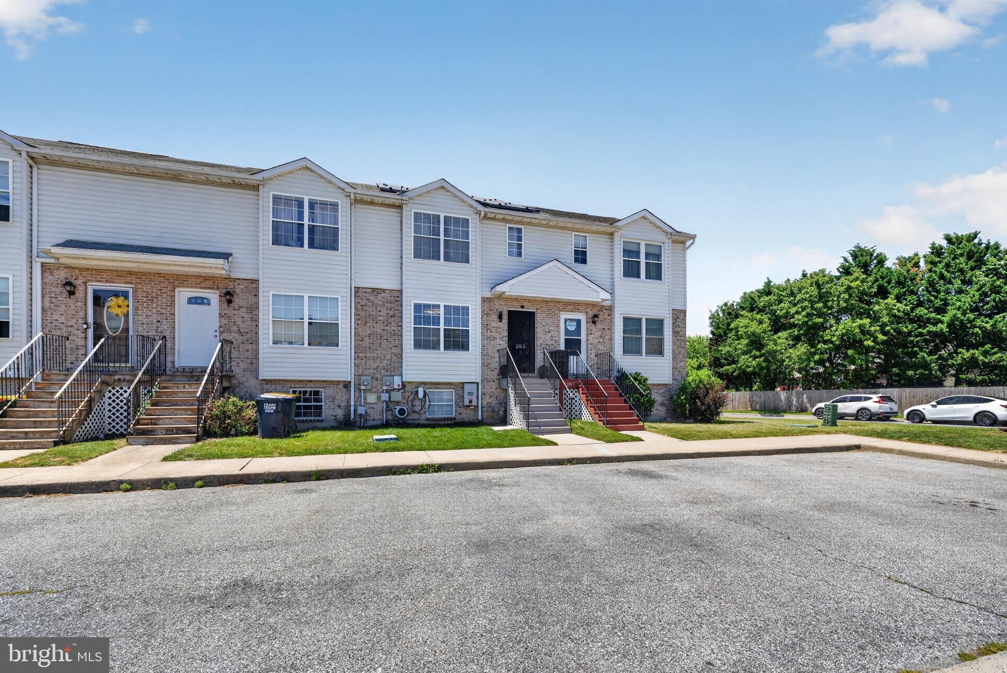MIDDLETOWN VILLAGE - Residential