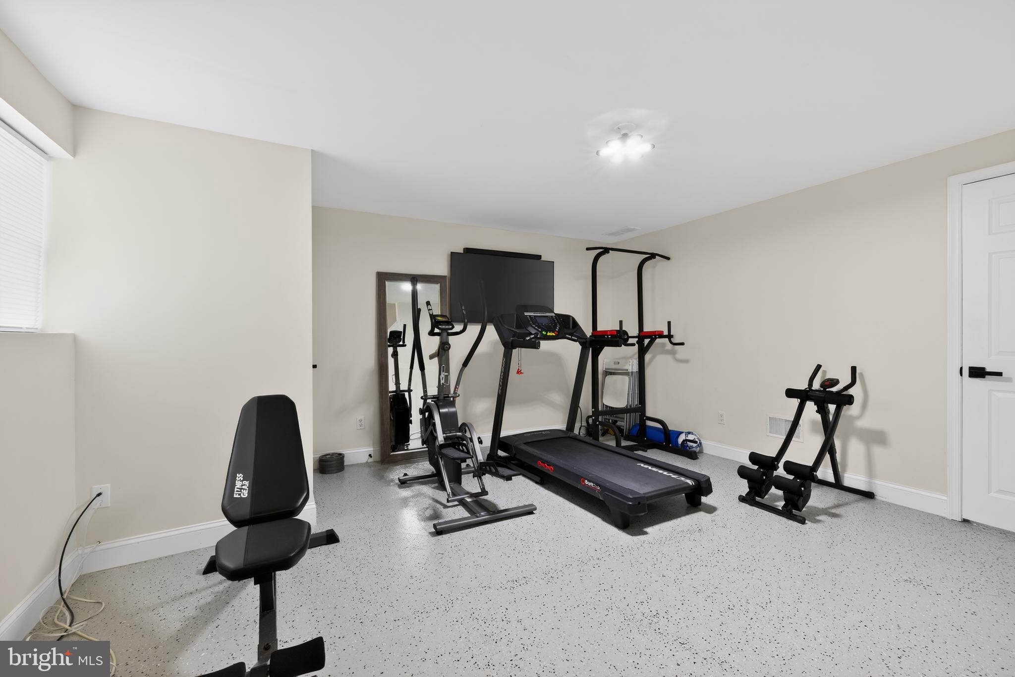 MIDDLETOWN VILLAGE - Residential