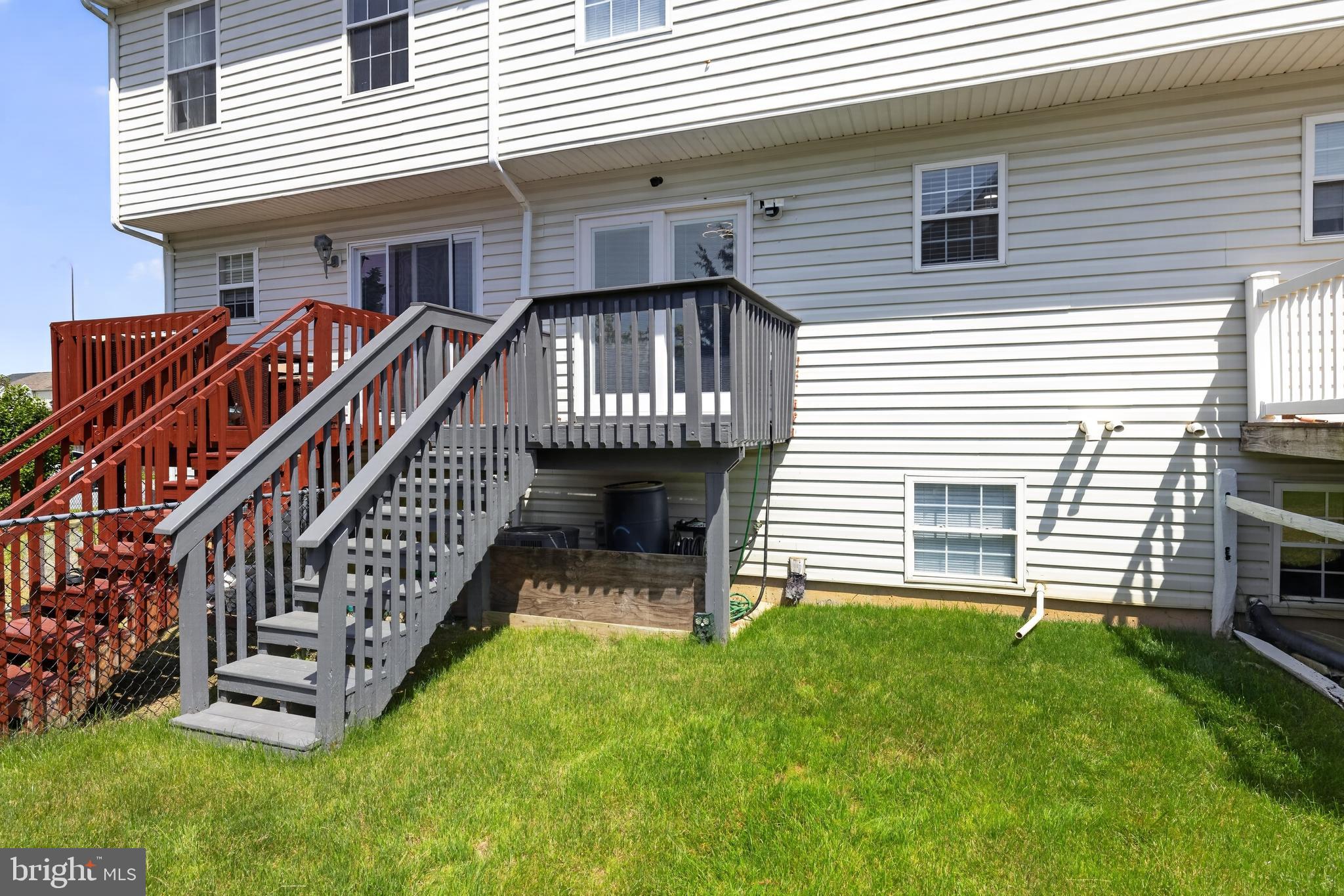 MIDDLETOWN VILLAGE - Residential